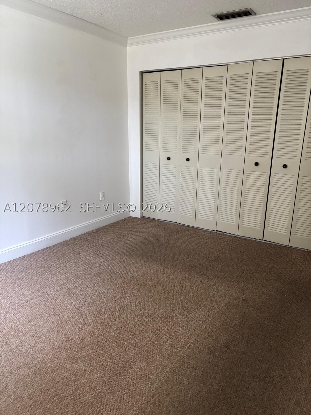 18290 Mediterranean Blvd 7-5 Property Photo 17