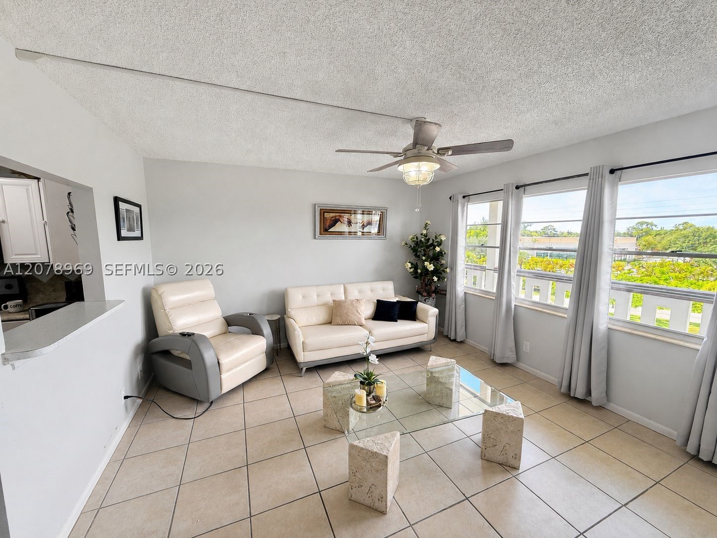 425 Southampton B 425 Property Photo 1