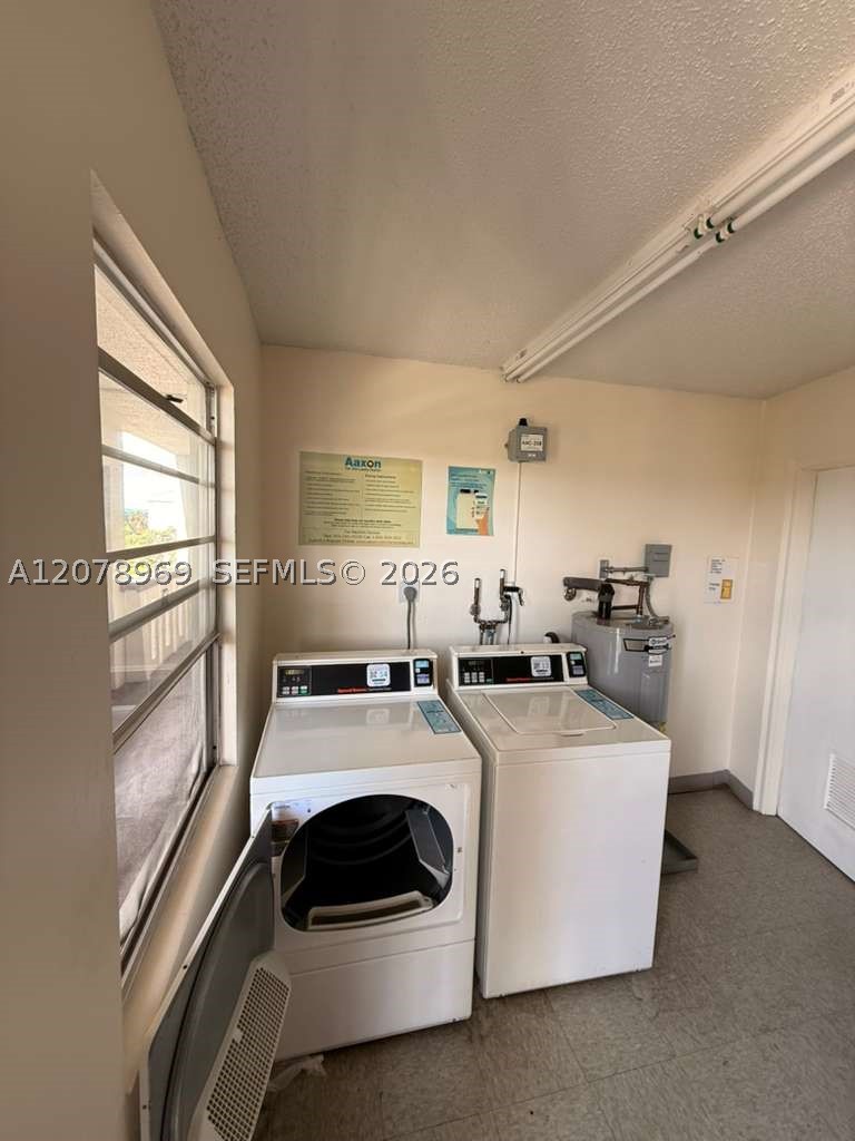 425 Southampton B 425 Property Photo 11