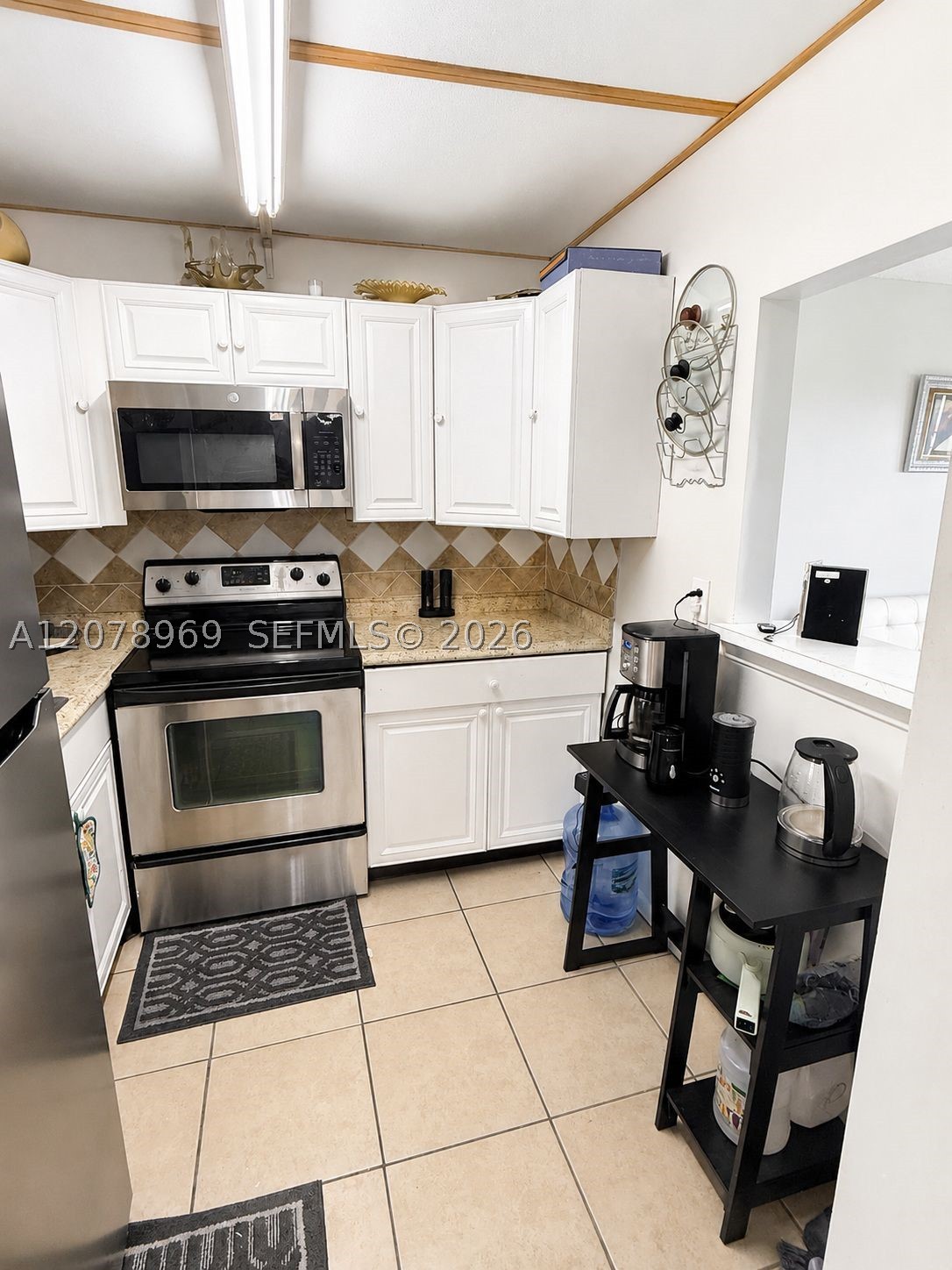 425 Southampton B 425 Property Photo 18