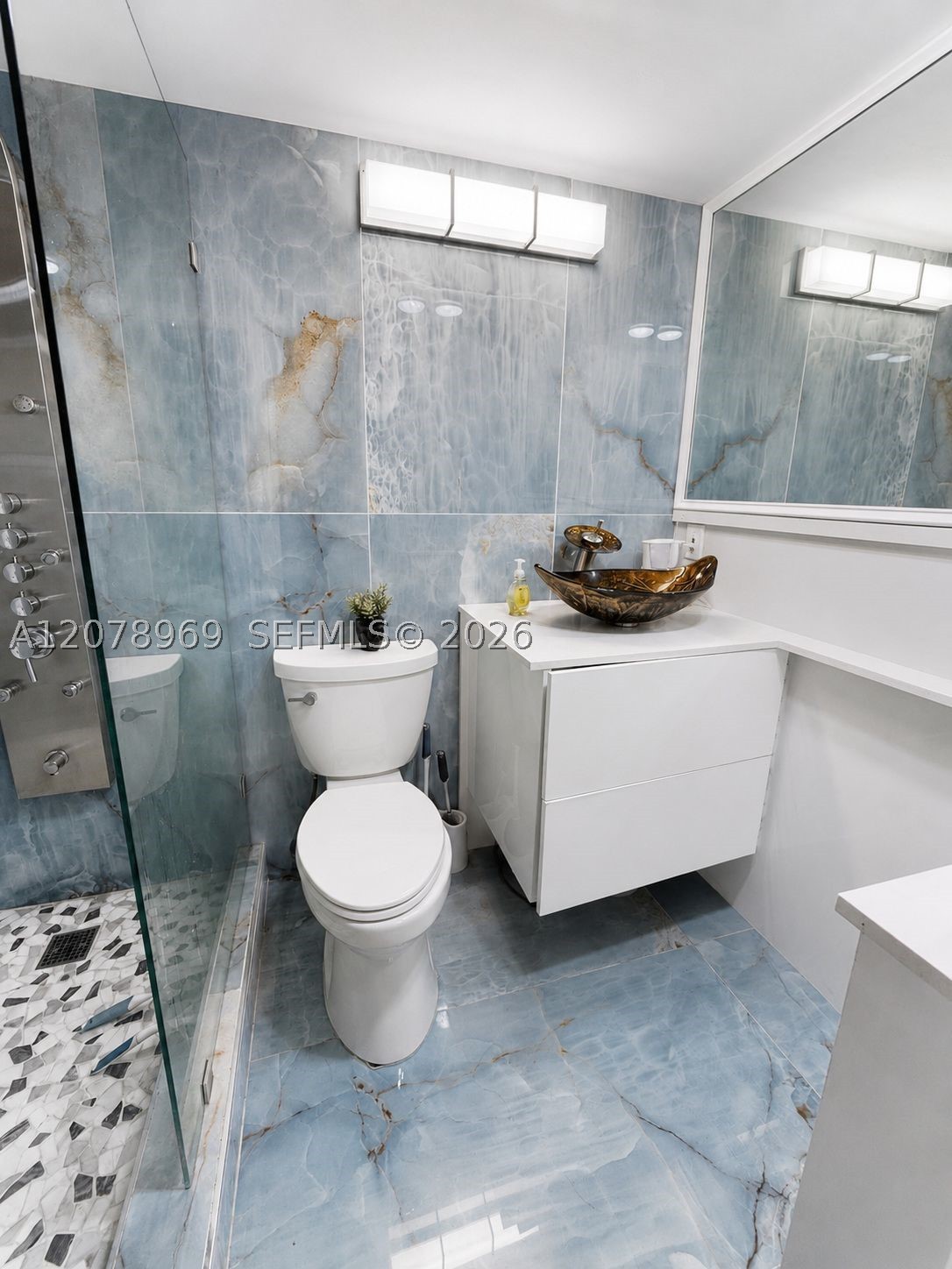 425 Southampton B 425 Property Photo 26
