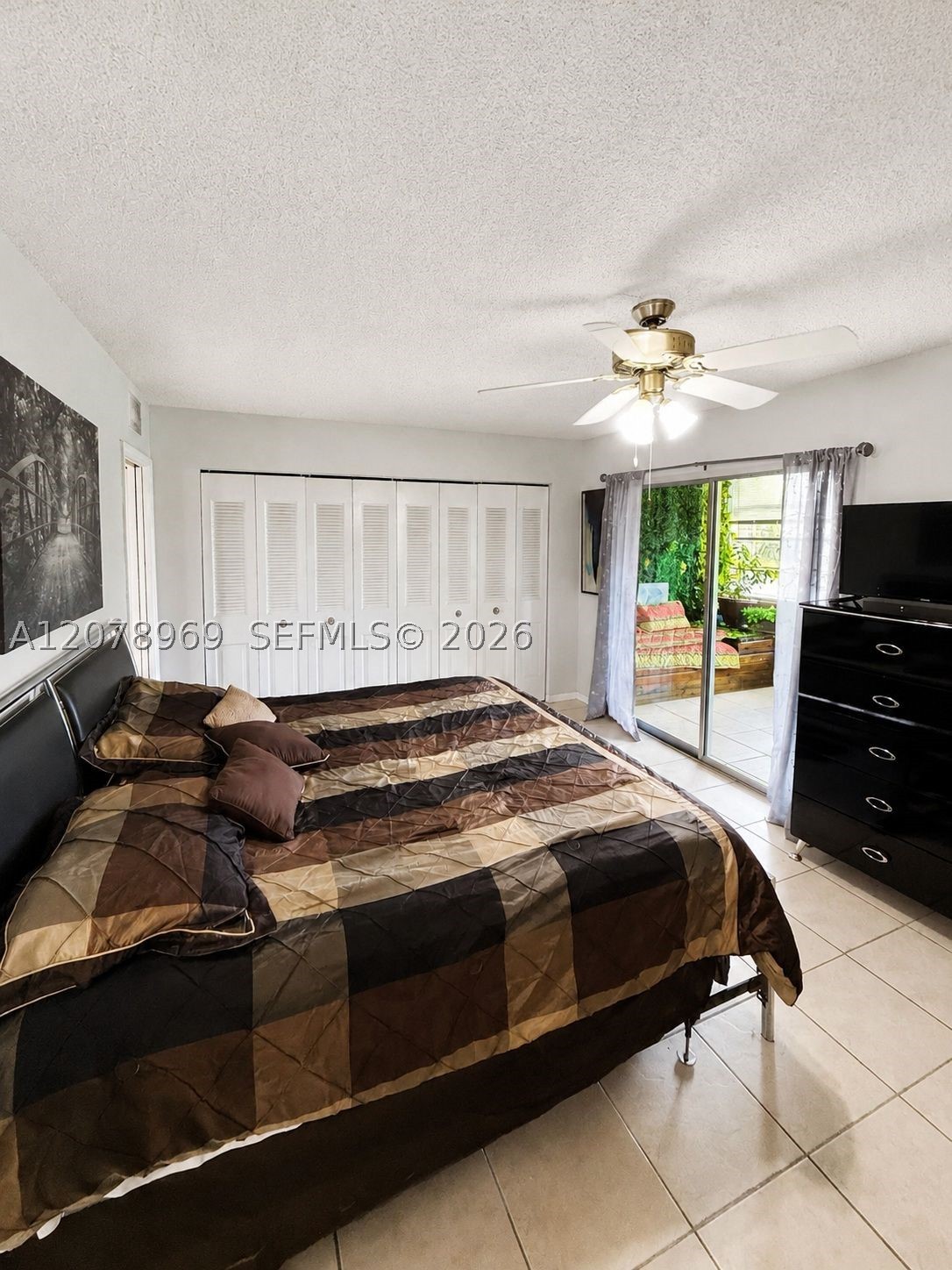 425 Southampton B 425 Property Photo 28