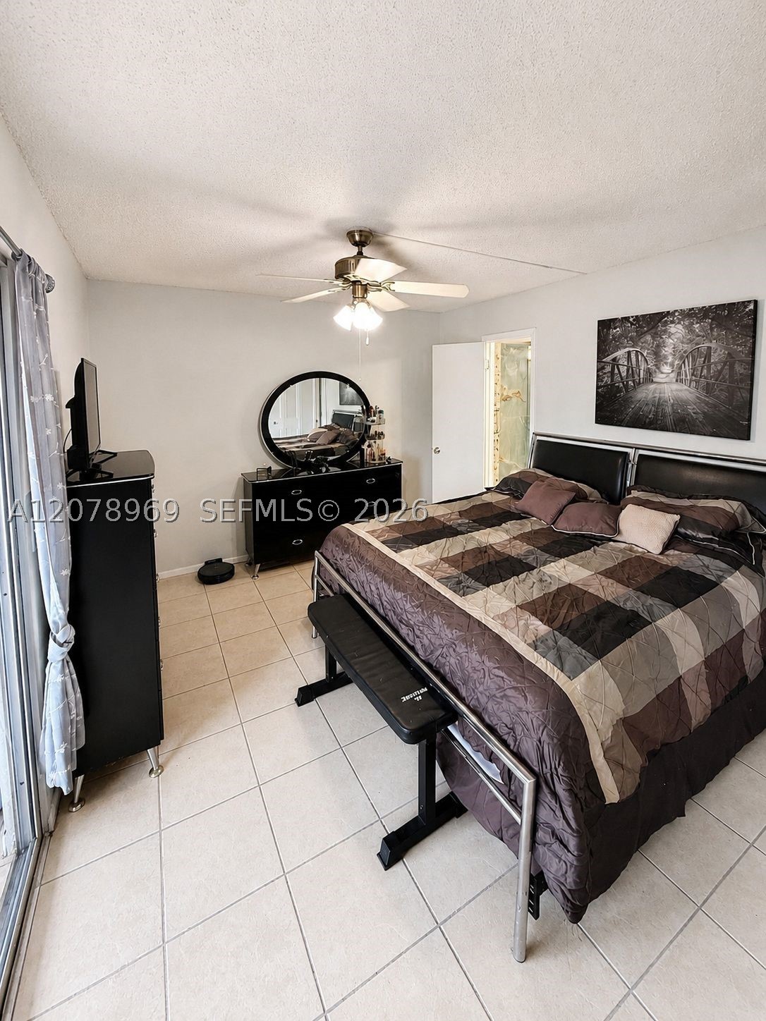 425 Southampton B 425 Property Photo 31