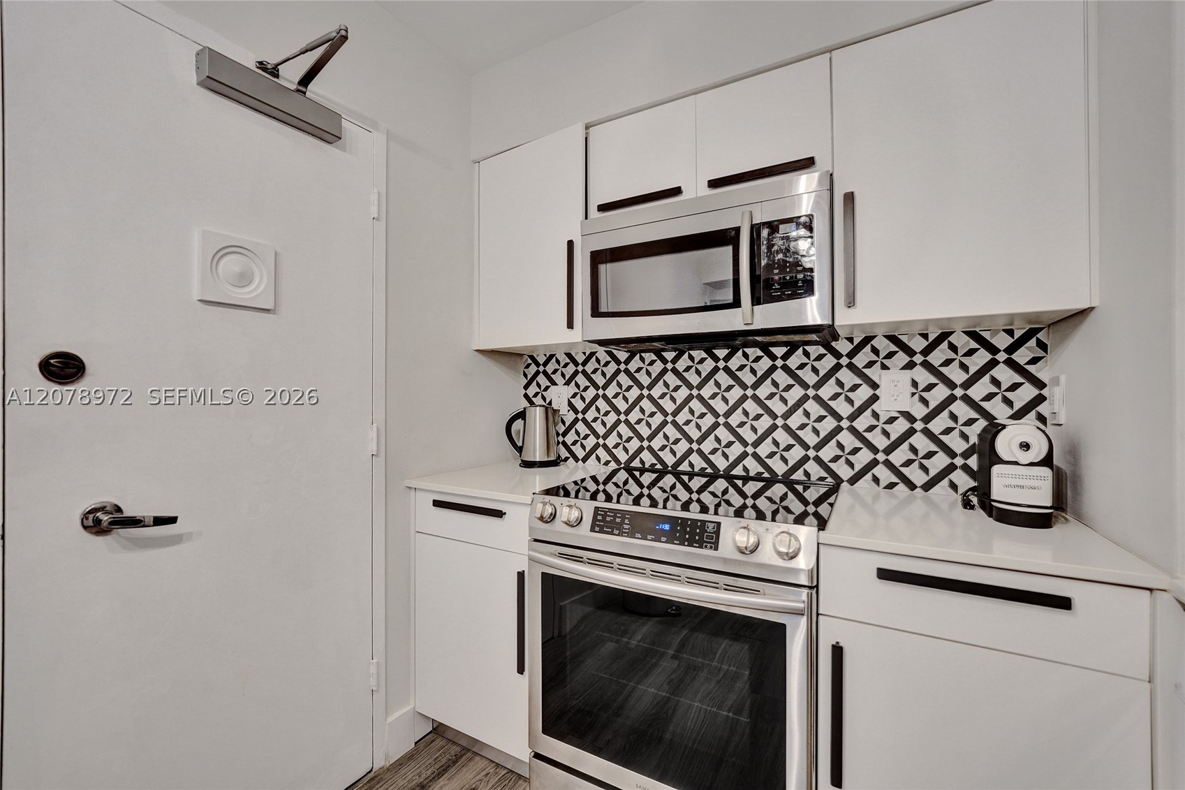 9195 Collins Ave 1109 Property Photo 29