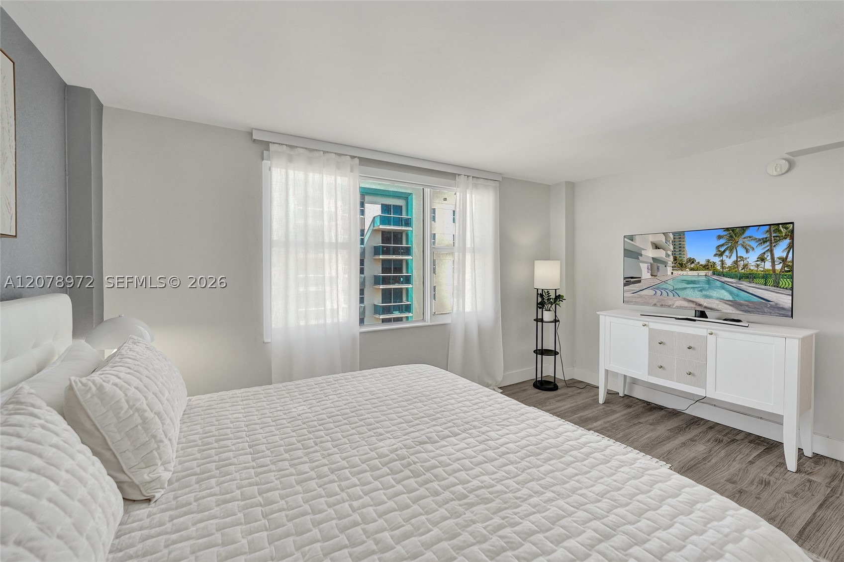 9195 Collins Ave 1109 Property Photo 44