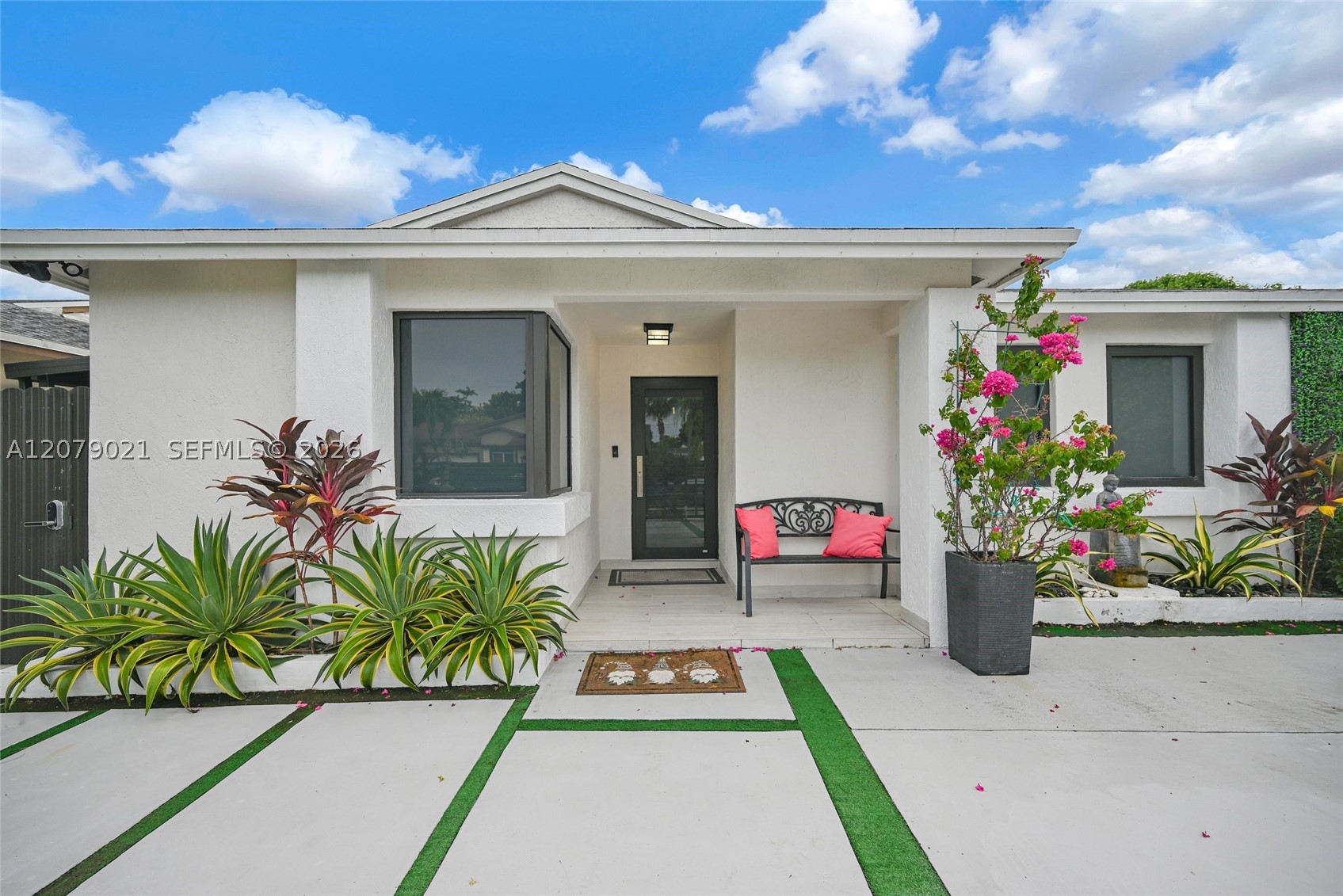 12330 Sw 192nd Ter Property Photo 4