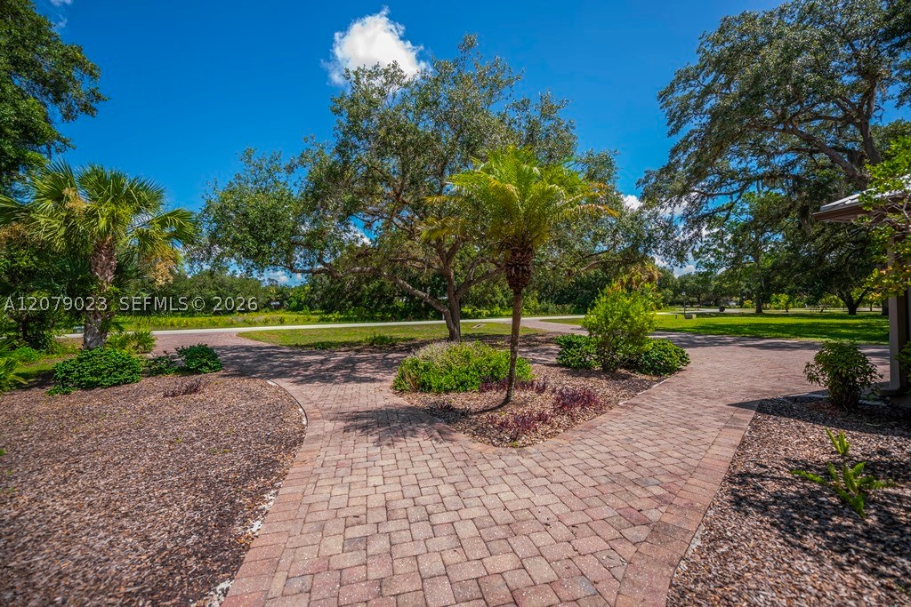 4033 Oak Haven Dr. Property Photo 15
