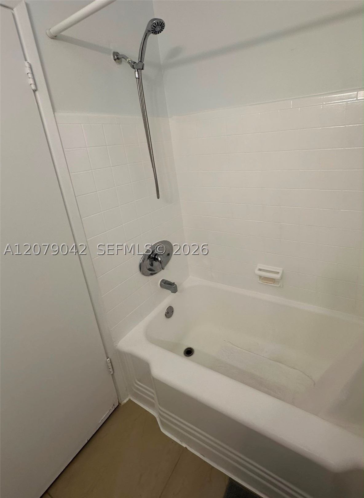 2024 Ne 26th St 1 Property Photo 14