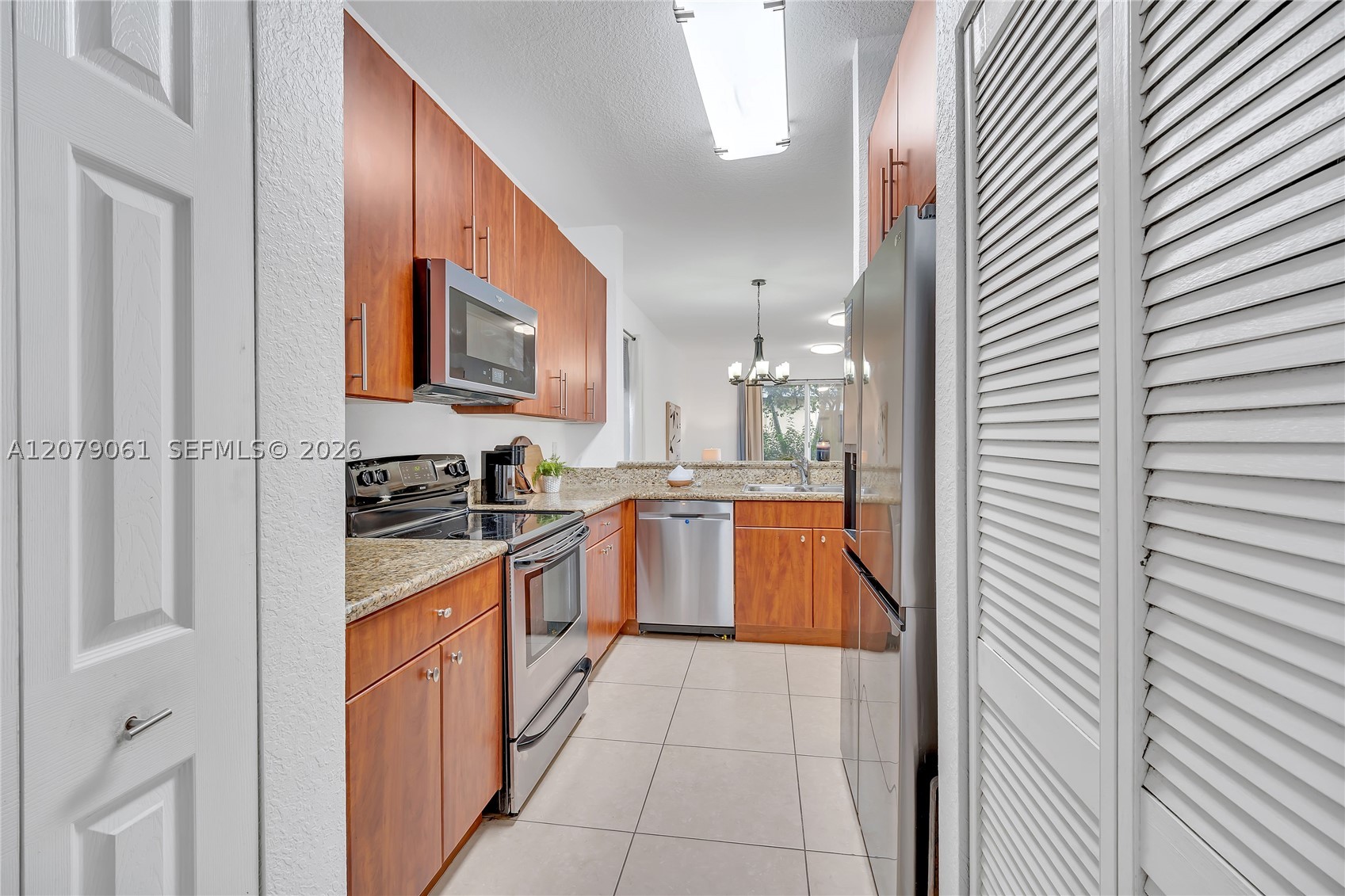 8999 Sw 18th St 1401 Property Photo 5