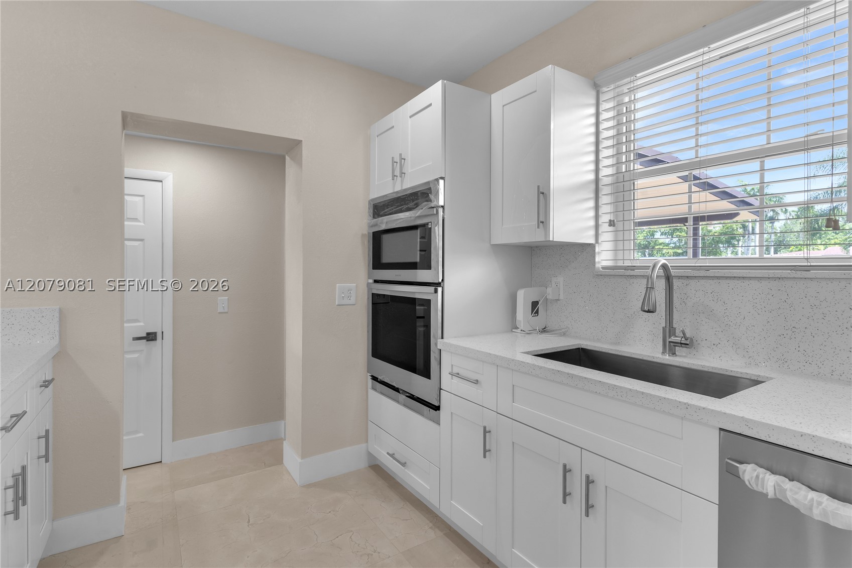 378 Sw 6th St Property Photo 14