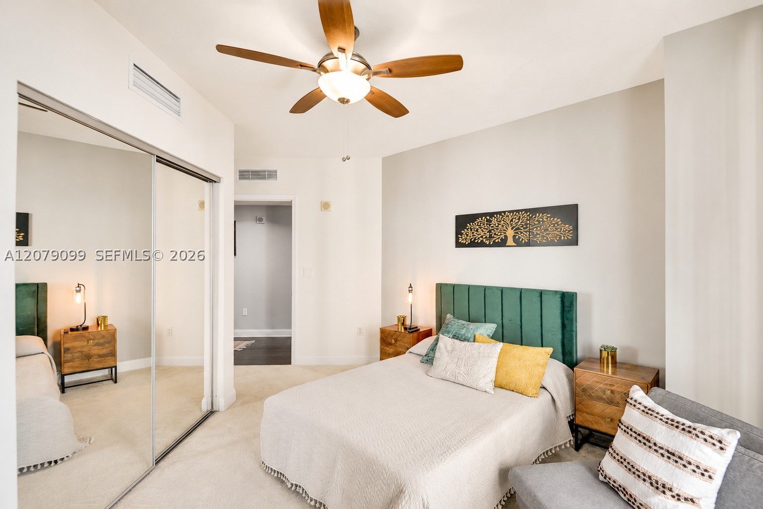 231 Riverside Dr 510-1 Property Photo 18