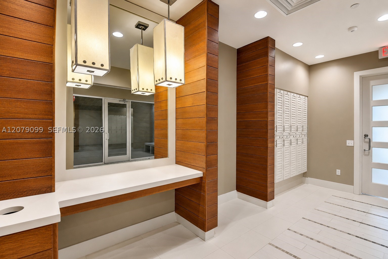 231 Riverside Dr 510-1 Property Photo 31