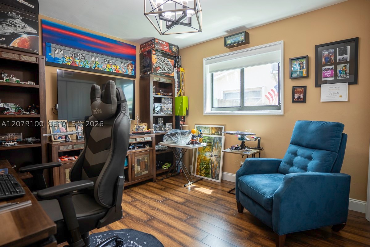 4301 Adams St Property Photo 27