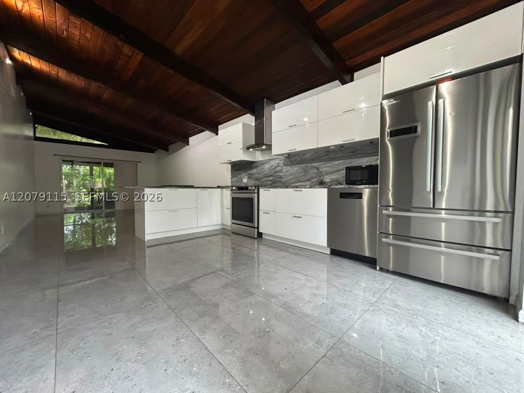 112 Fox Rd 2-50 Property Photo 5
