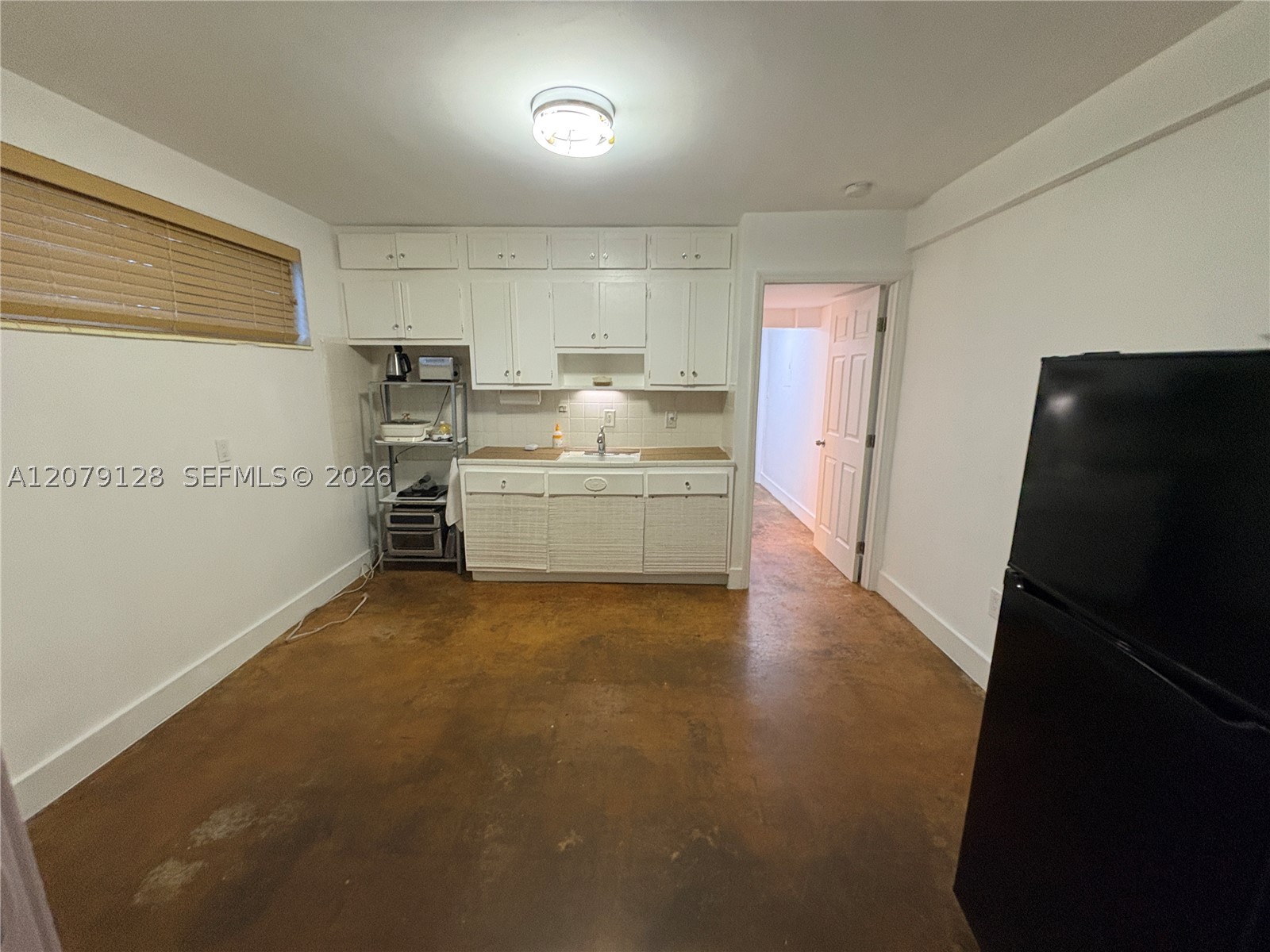 1751 Washington Ave 1H Property Photo 1