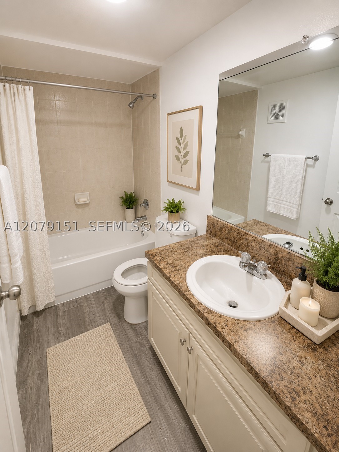 10900 Sw 196th St 104 Property Photo 6