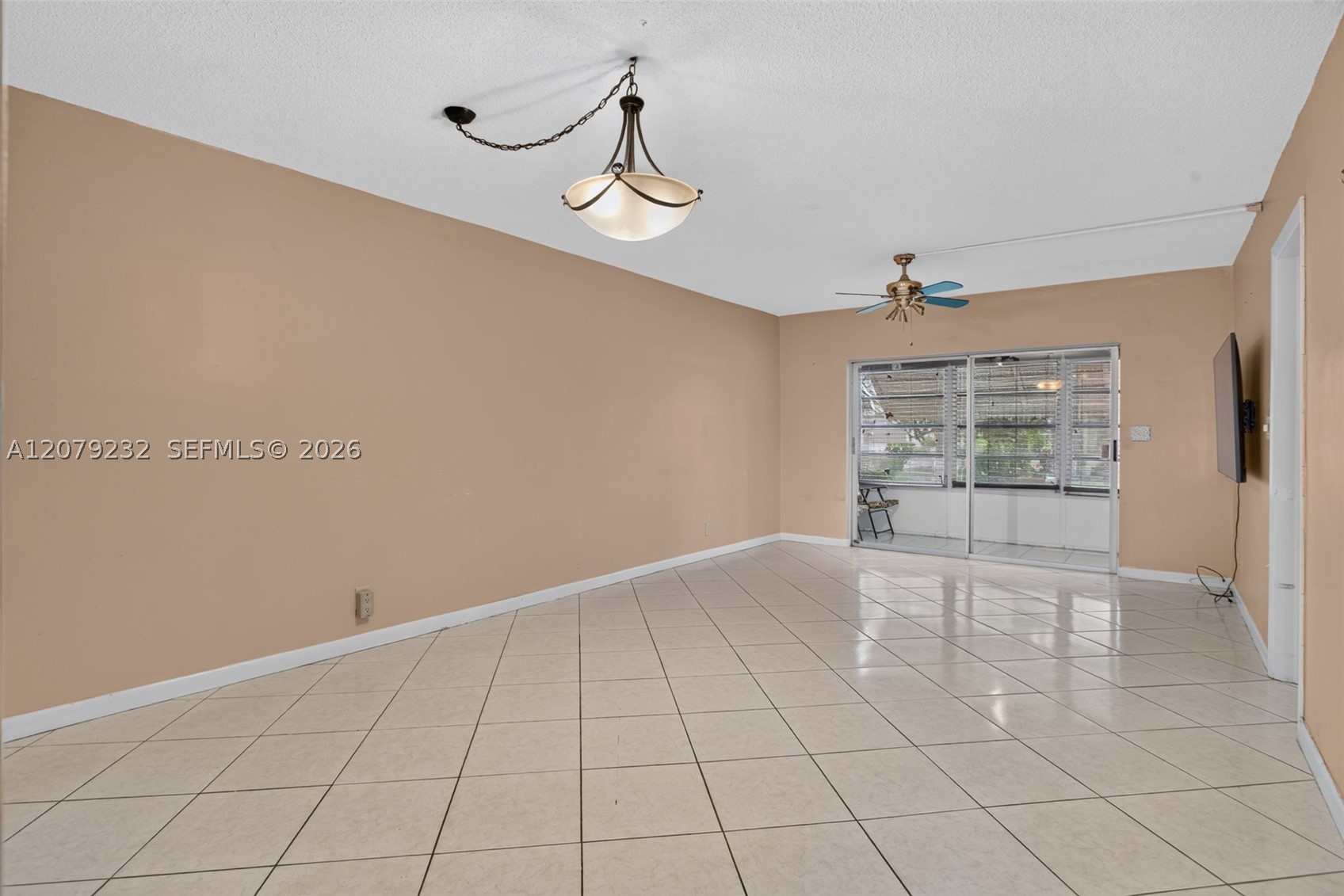 2551 W Golf Blvd 101 Property Photo 5