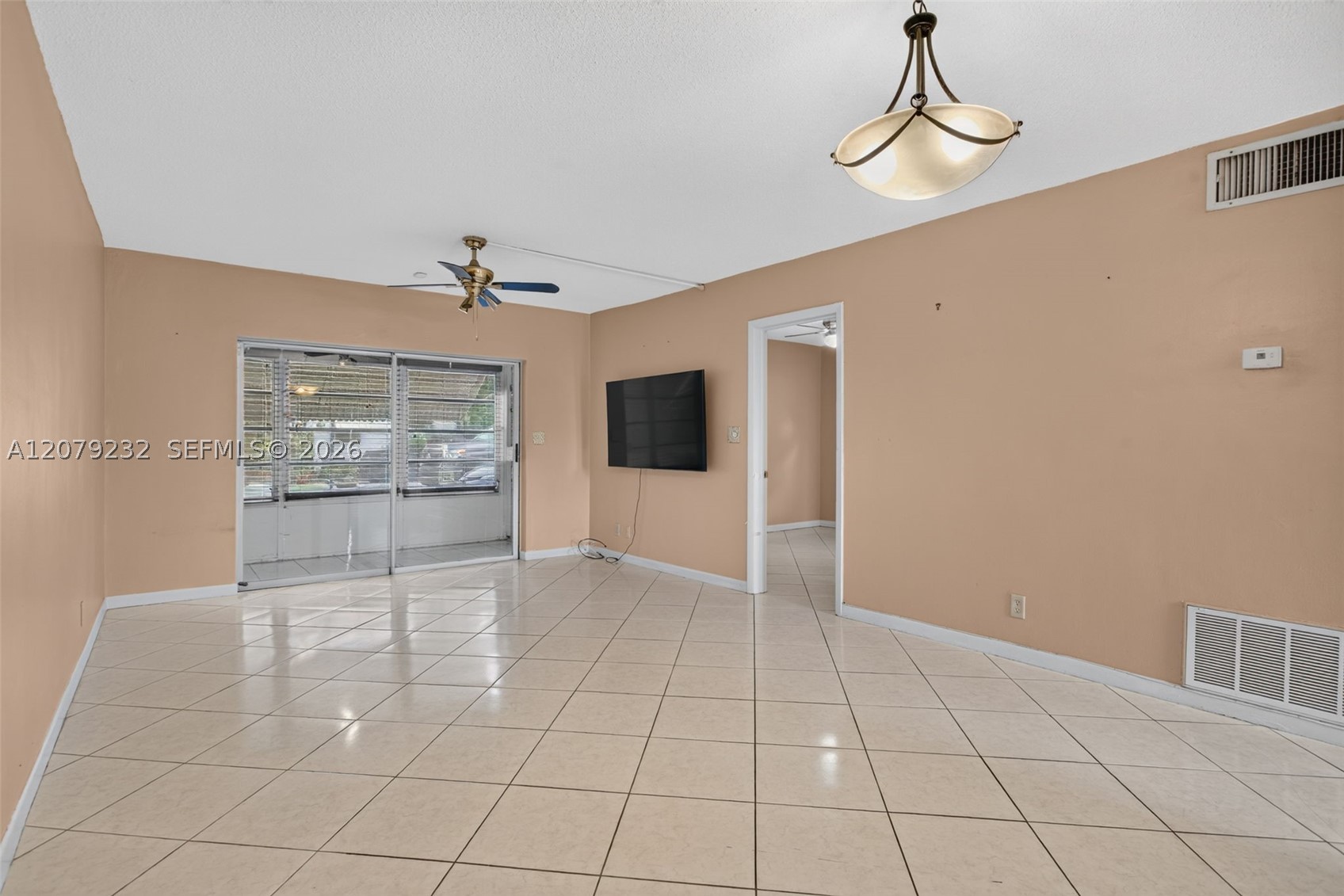 2551 W Golf Blvd 101 Property Photo 6