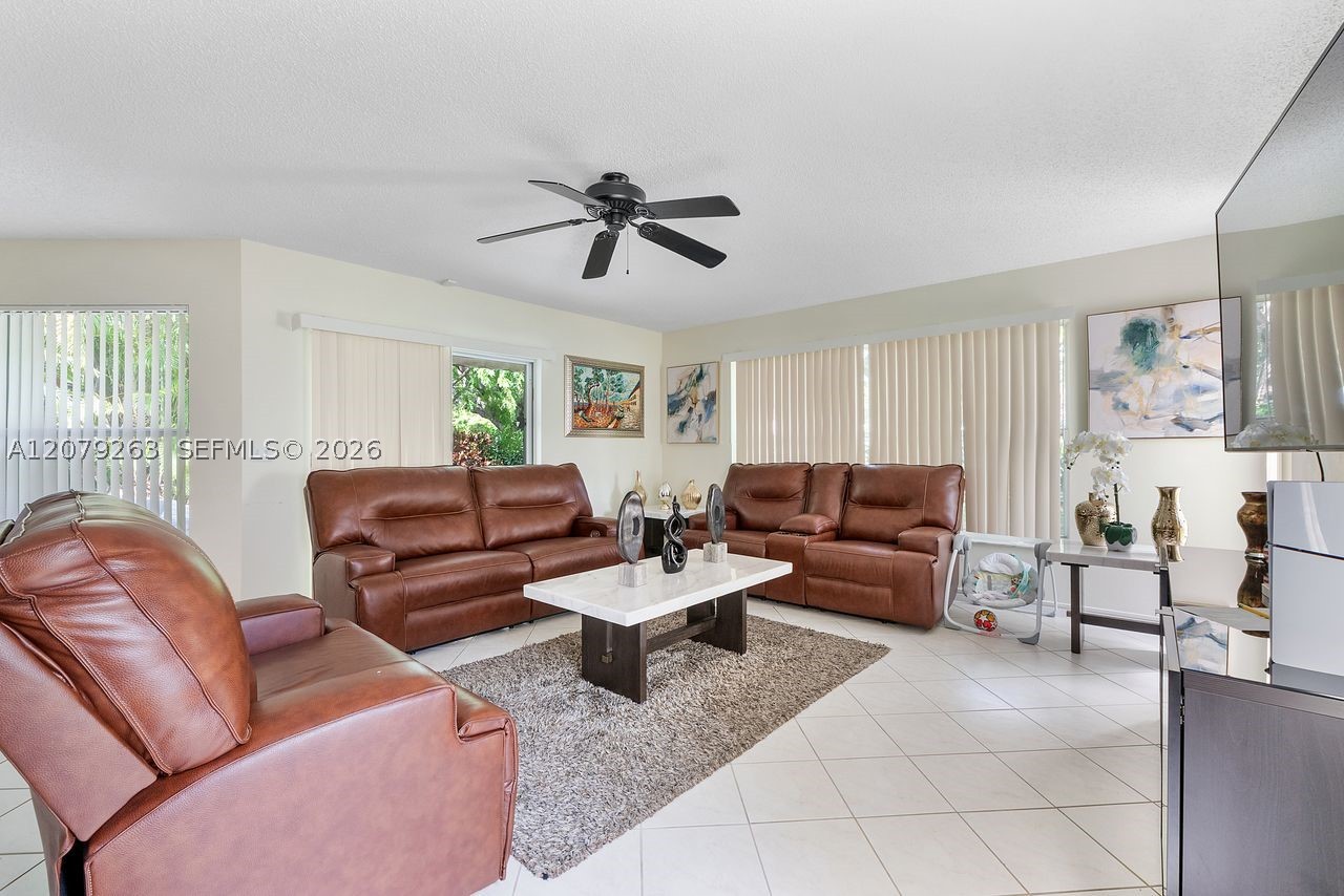 17621 Sw 31st Ct Property Photo 13