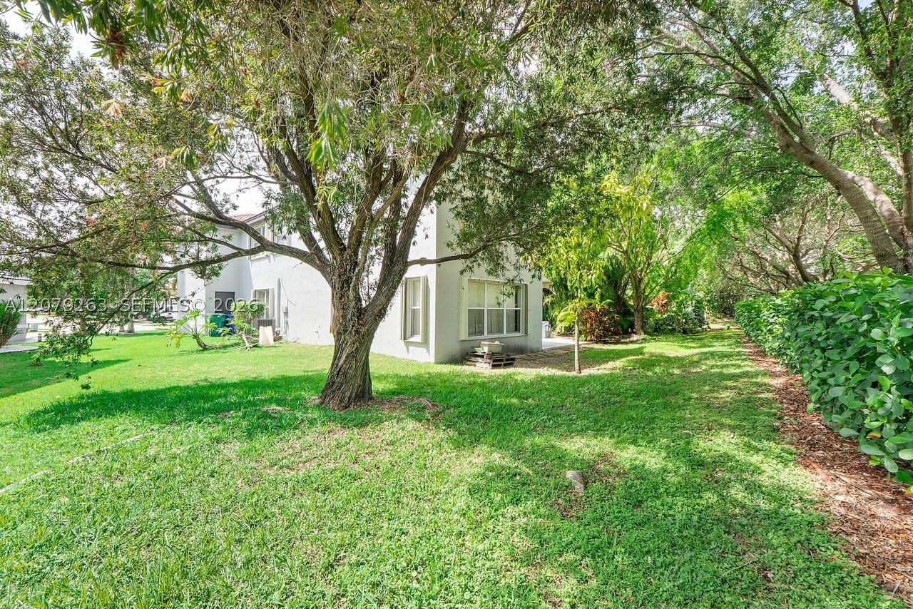 17621 Sw 31st Ct Property Photo 35
