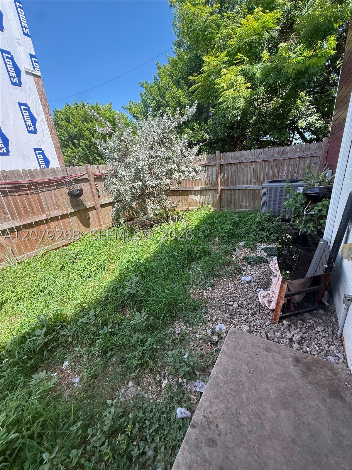 916 Nw 8th St 6 Property Photo 5