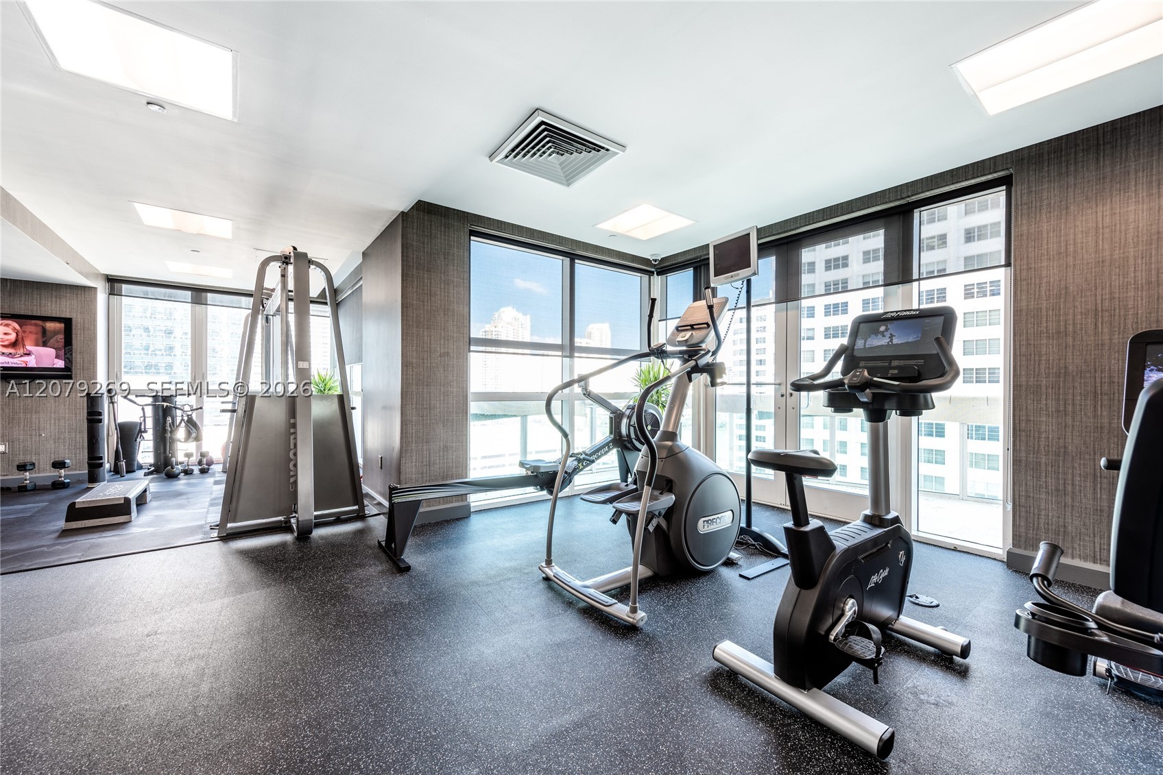 950 Brickell Bay Dr 2304 Property Photo 29