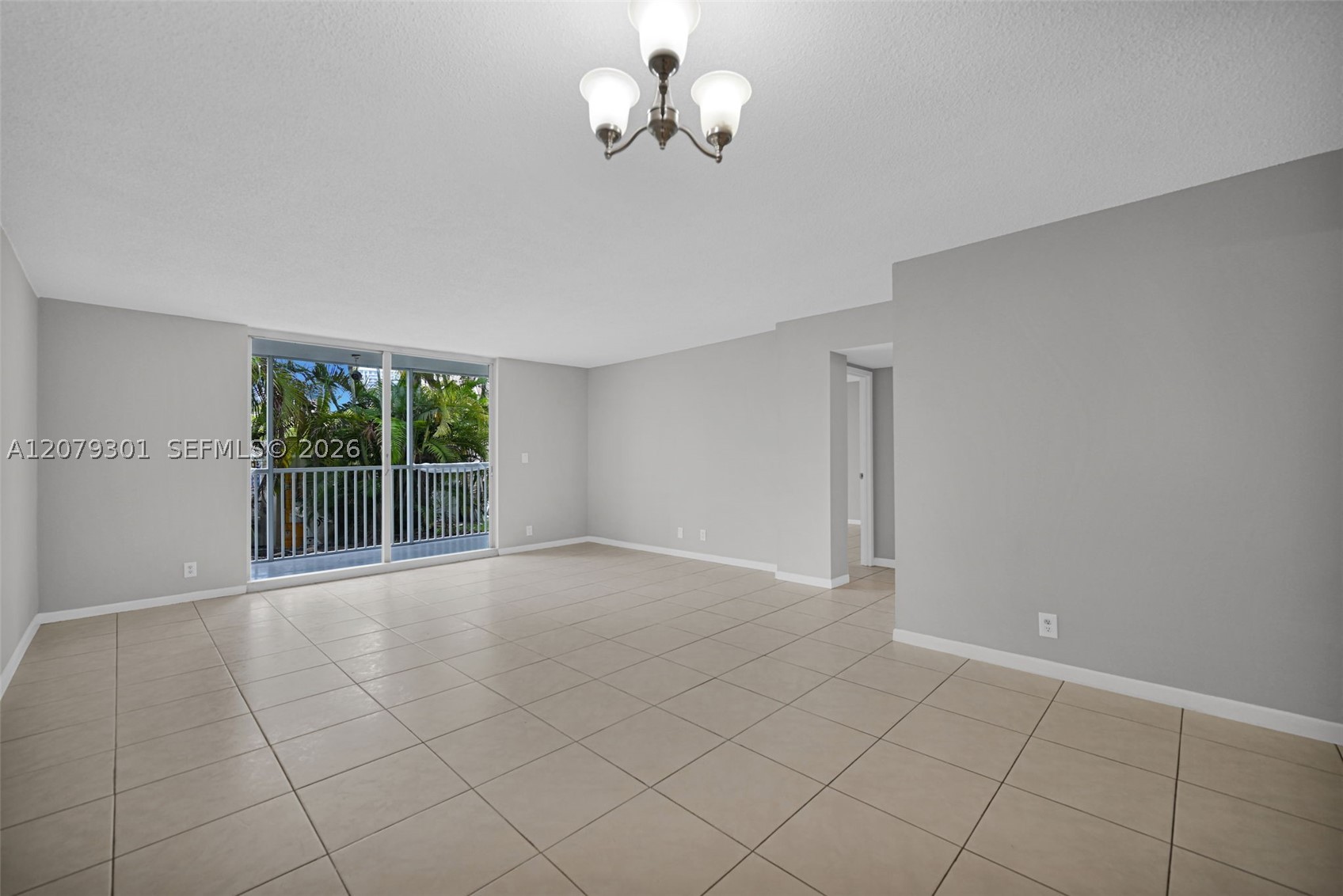 100 Golden Isles Dr 109 Property Photo 10