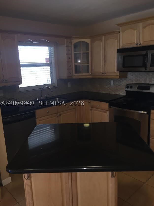 4524 Sw 54th St 502-w Property Photo 4