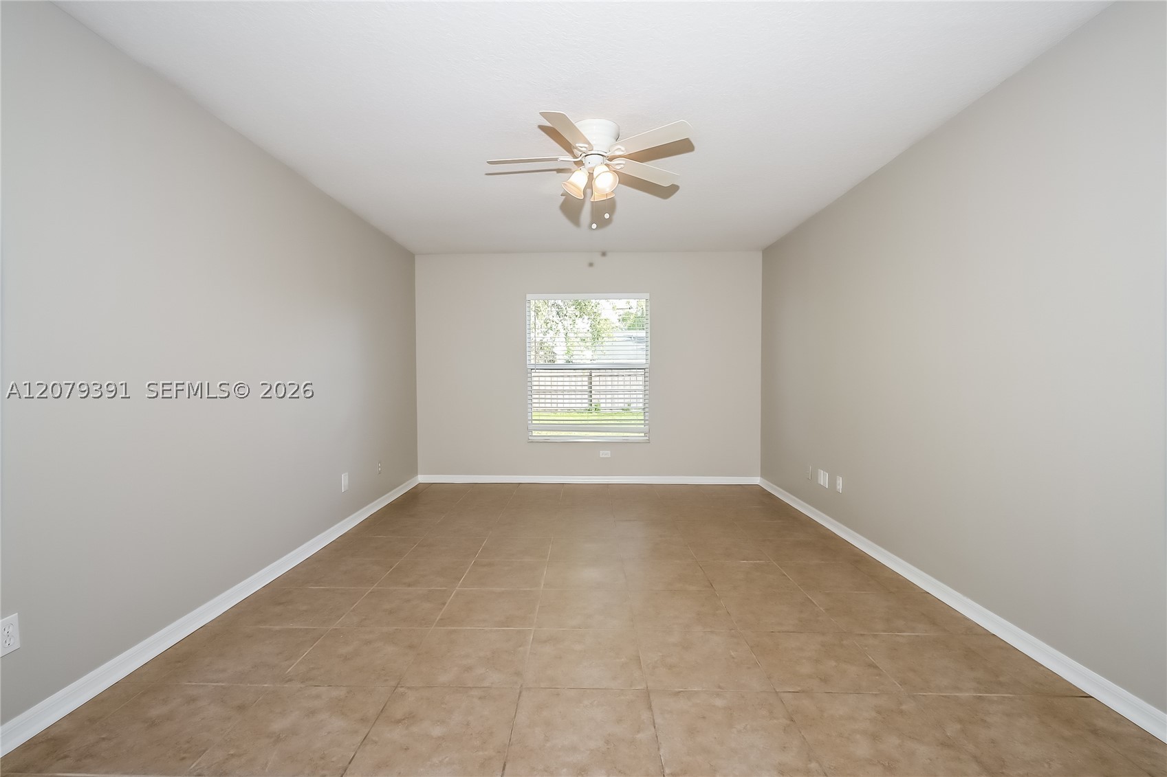 1219 Sw Eleuthera Ave Property Photo 6