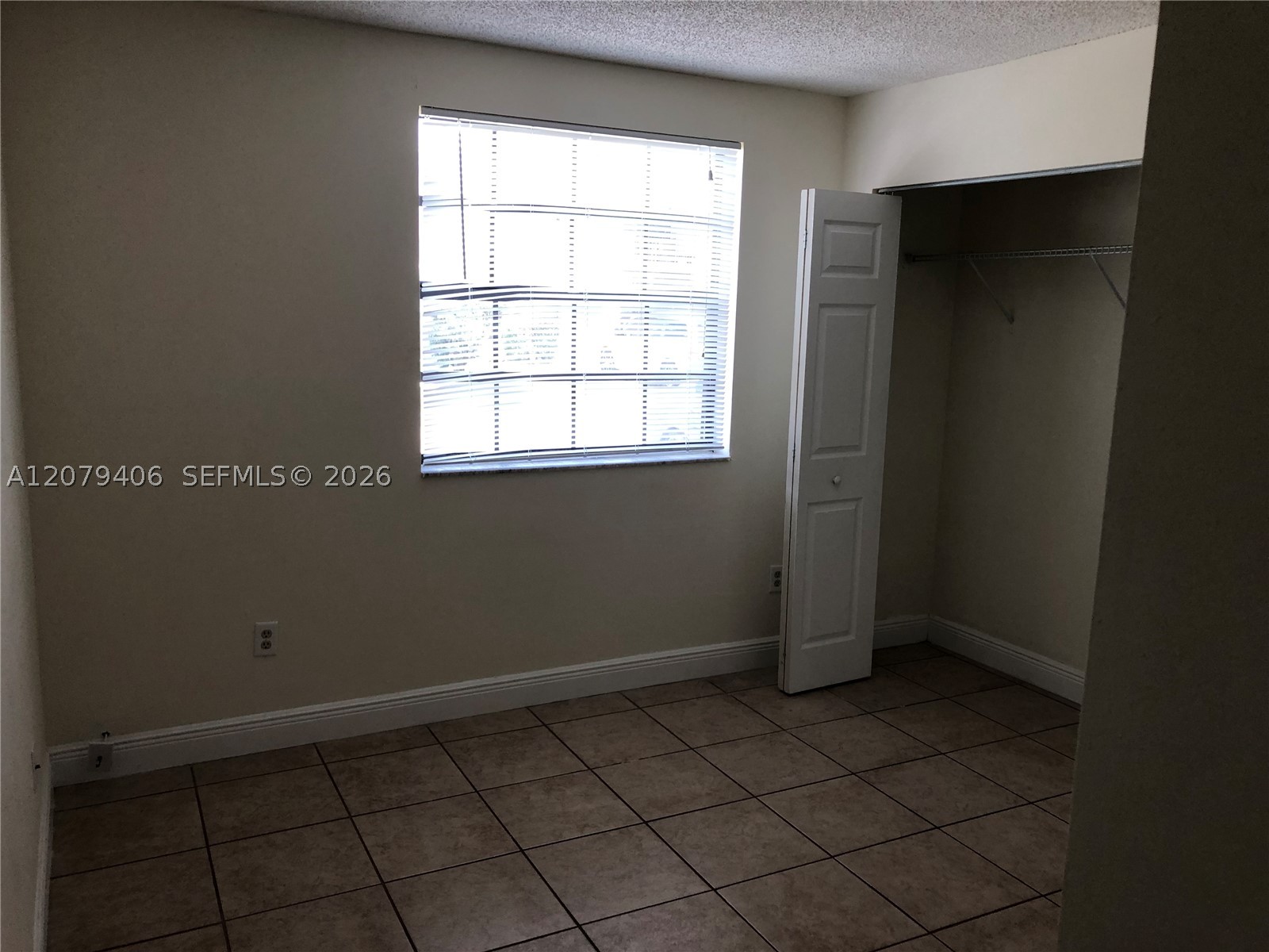 1071 Adams Ave 1071c Property Photo 5