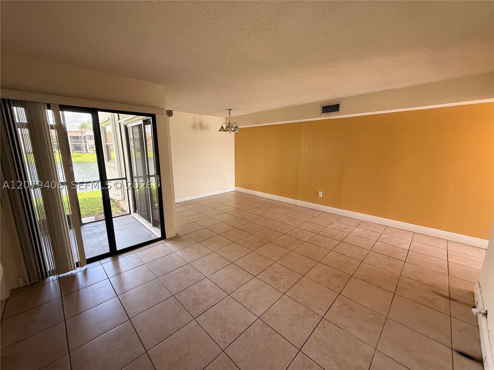 1071 Adams Ave 1071c Property Photo 6