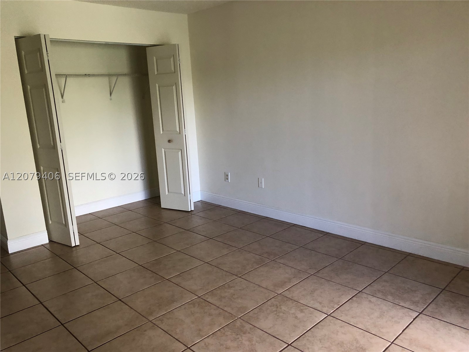 1071 Adams Ave 1071c Property Photo 8