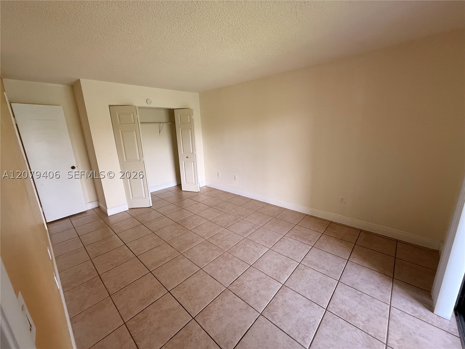 1071 Adams Ave 1071c Property Photo 8