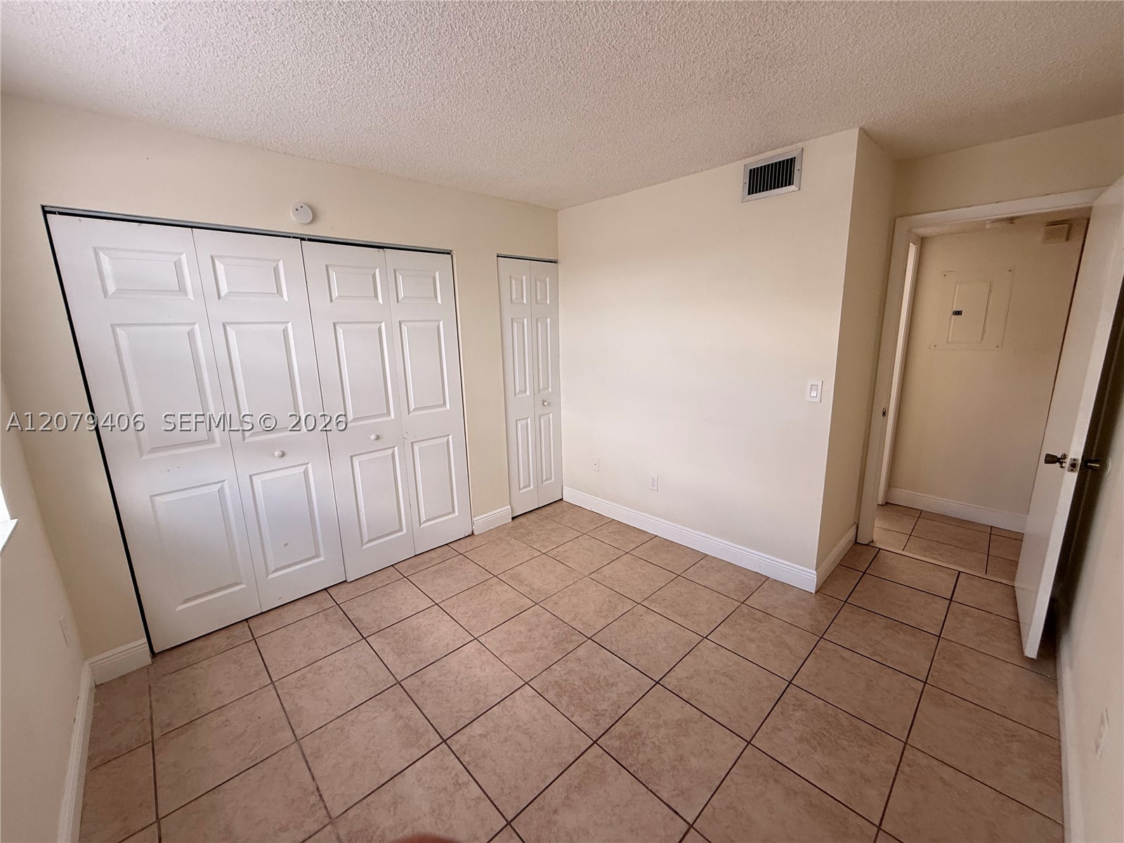 1071 Adams Ave 1071c Property Photo 9
