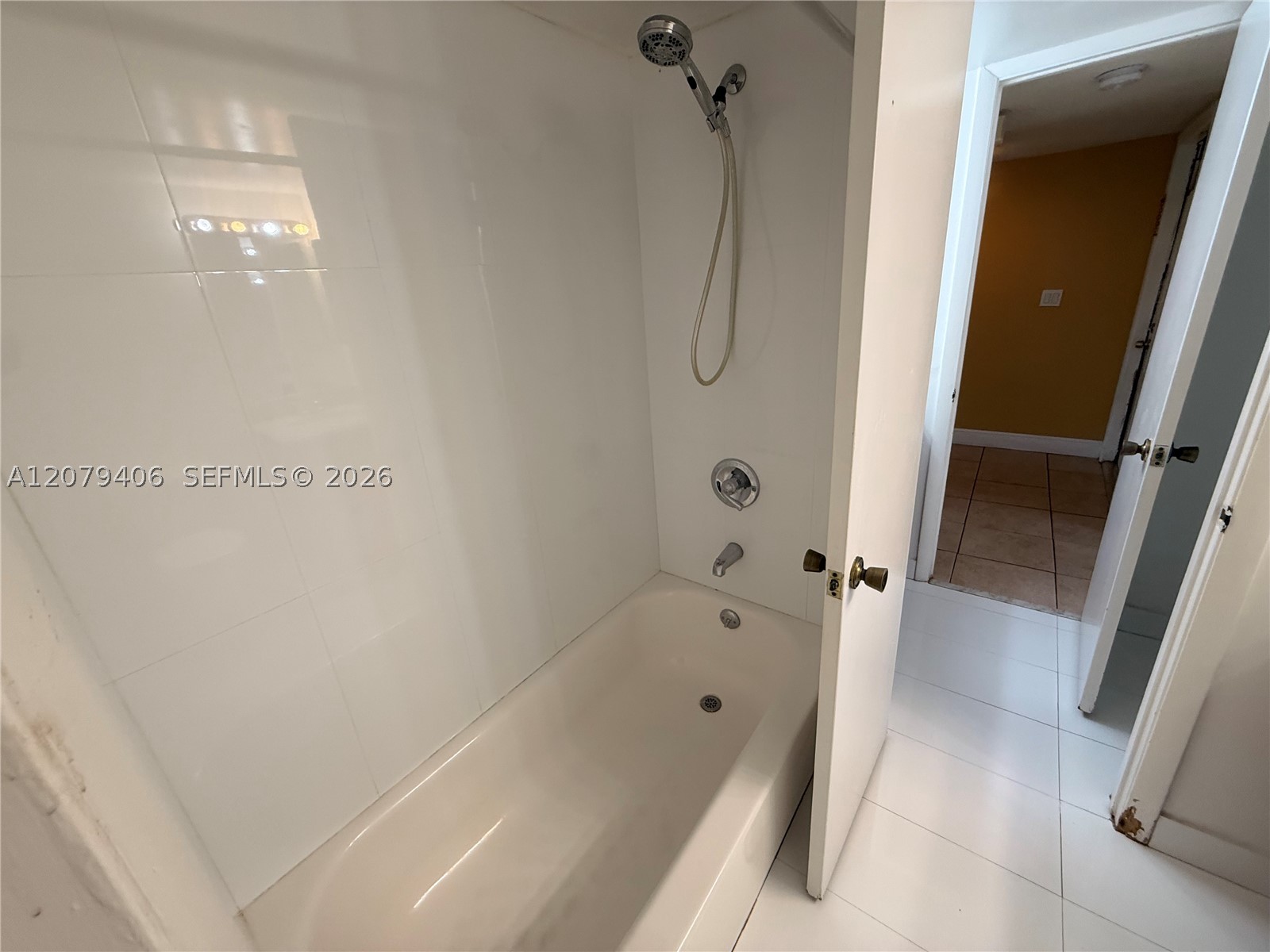 1071 Adams Ave 1071c Property Photo 12