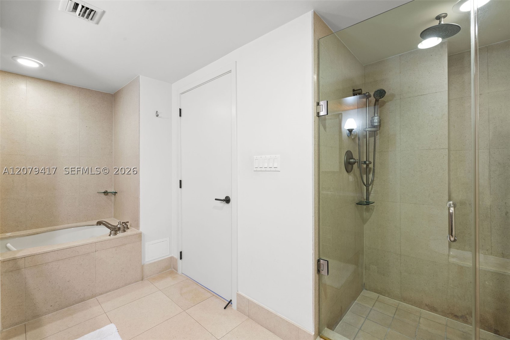 6801 Collins Ave 1401 Property Photo 22