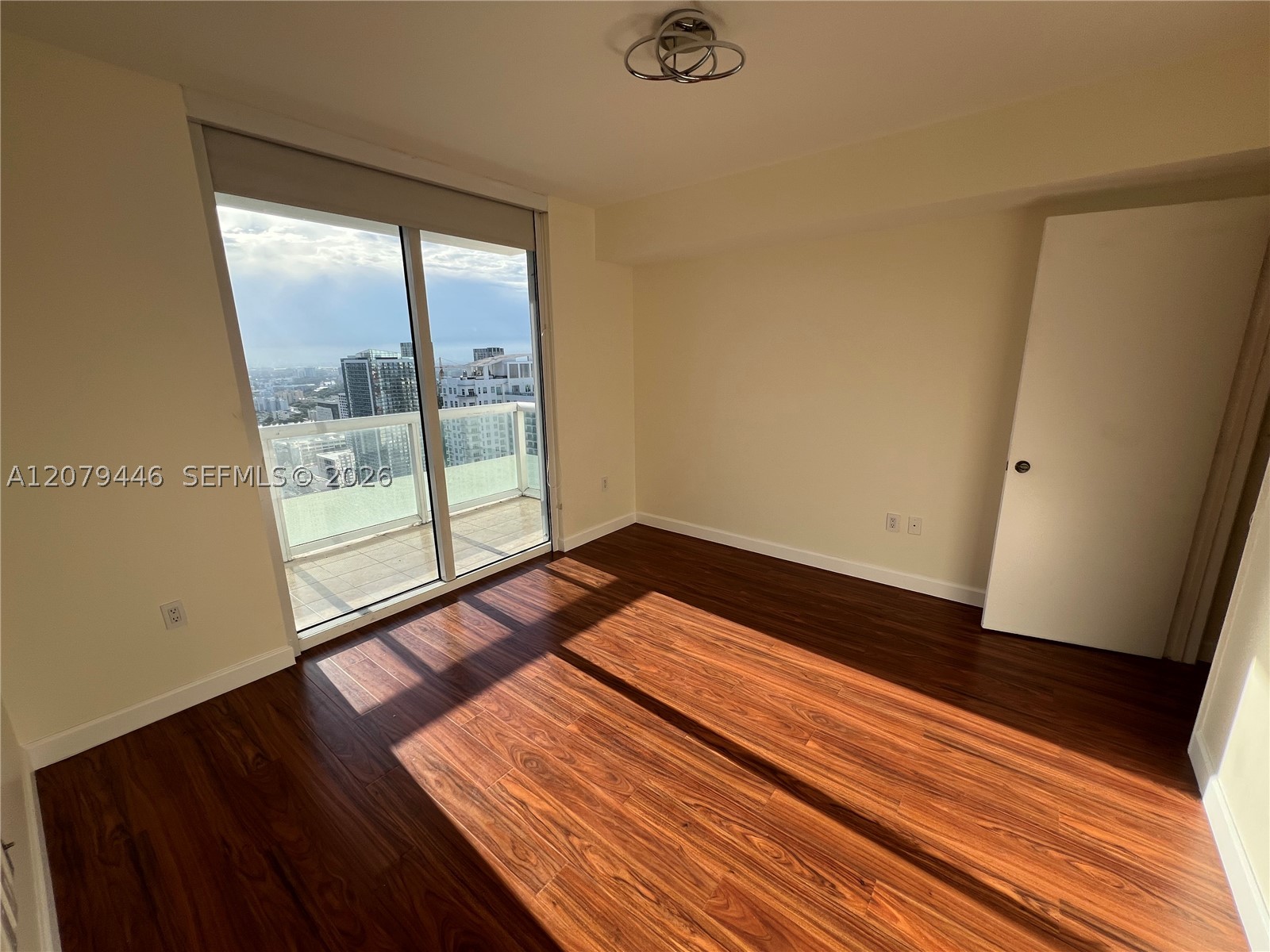 50 Biscayne Blvd 4507 Property Photo 6