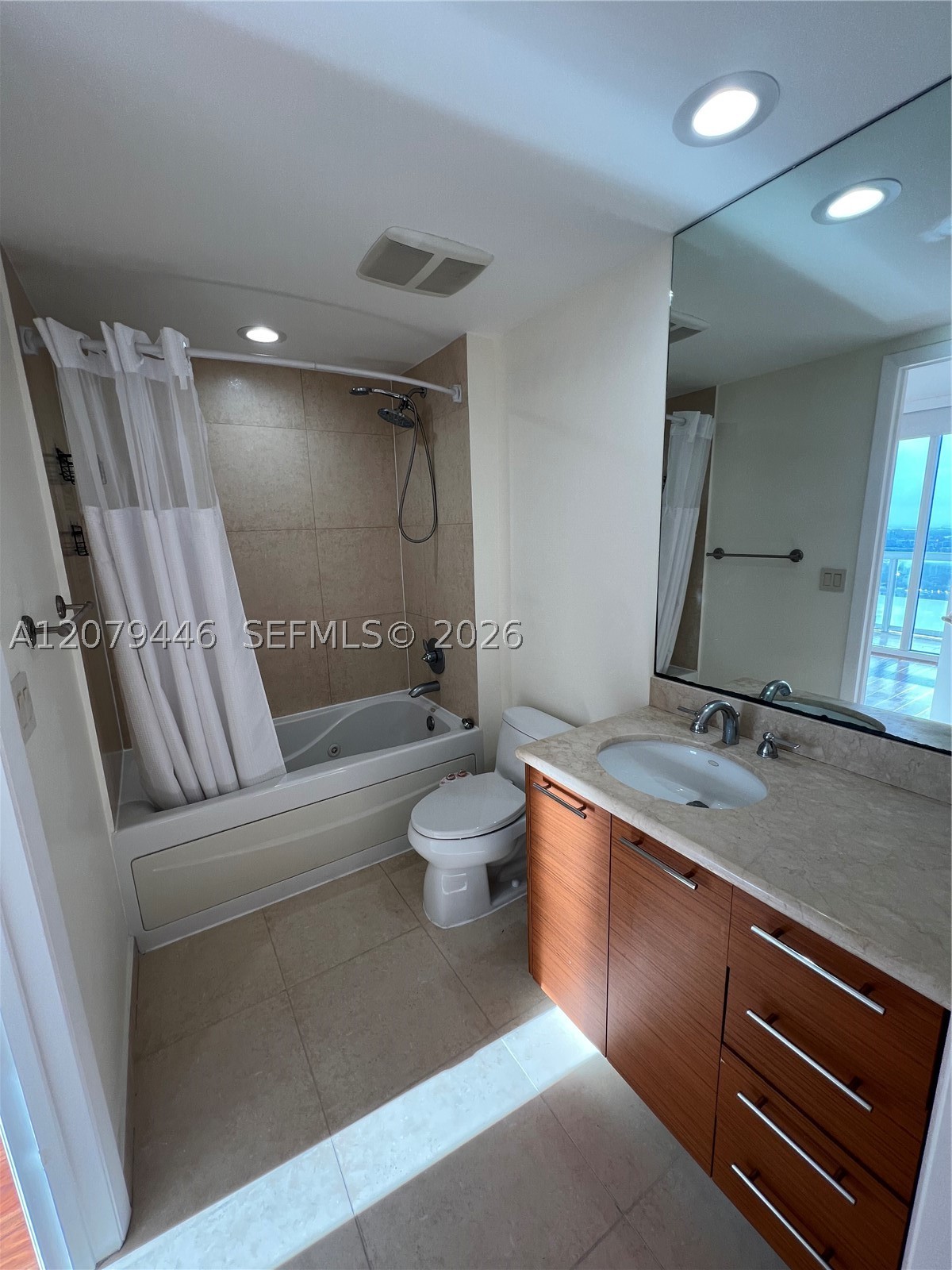 50 Biscayne Blvd 4507 Property Photo 8