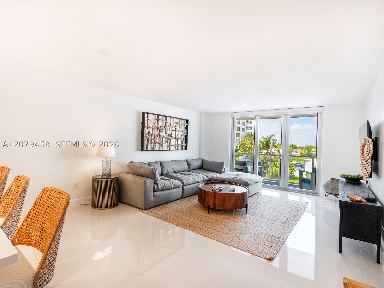 5701 Collins Ave 307 Property Photo 5
