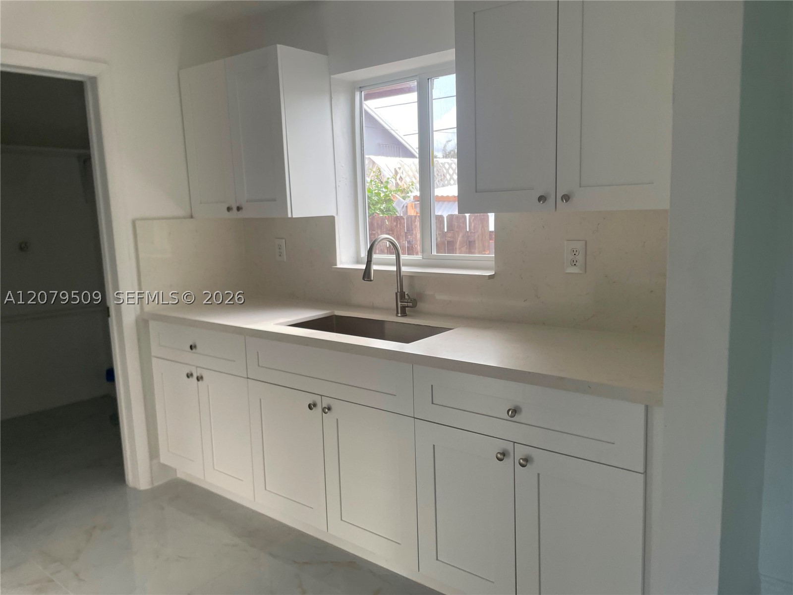 5921 Pierce St 1-8 Property Photo 10