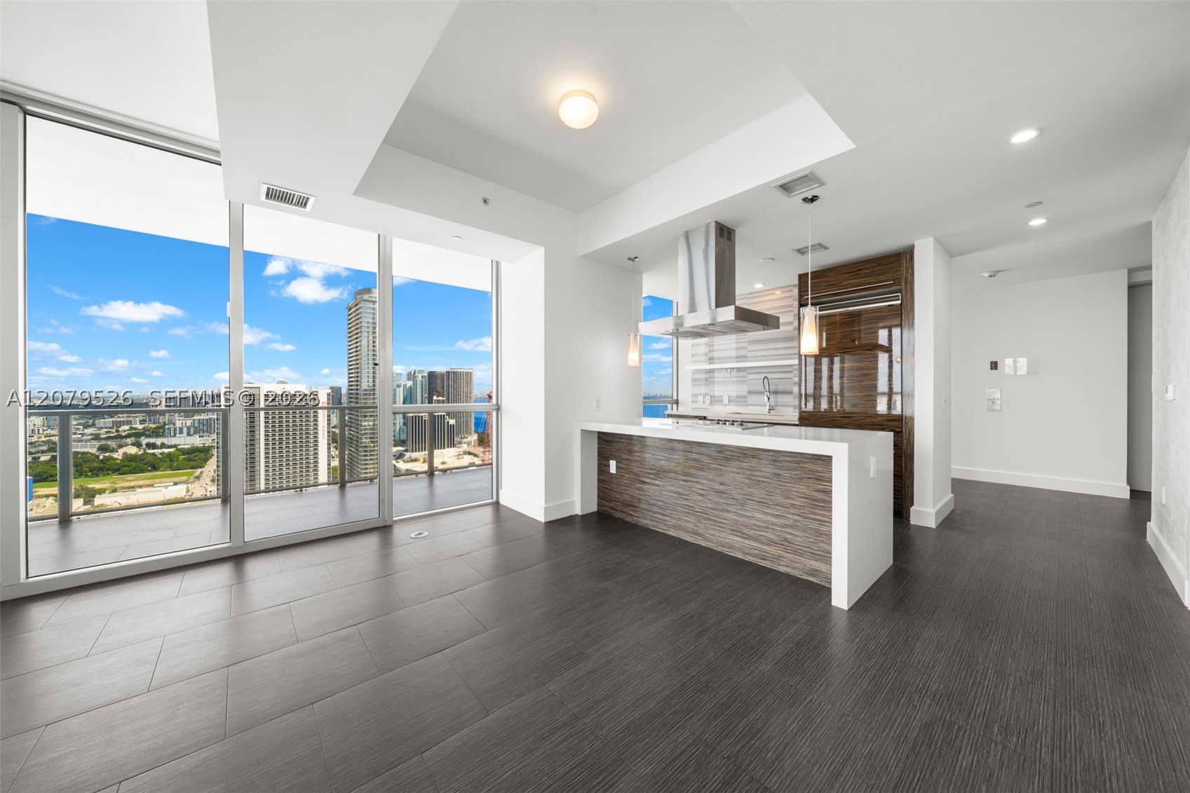 1100 Biscayne Blvd 3805 Property Photo 2