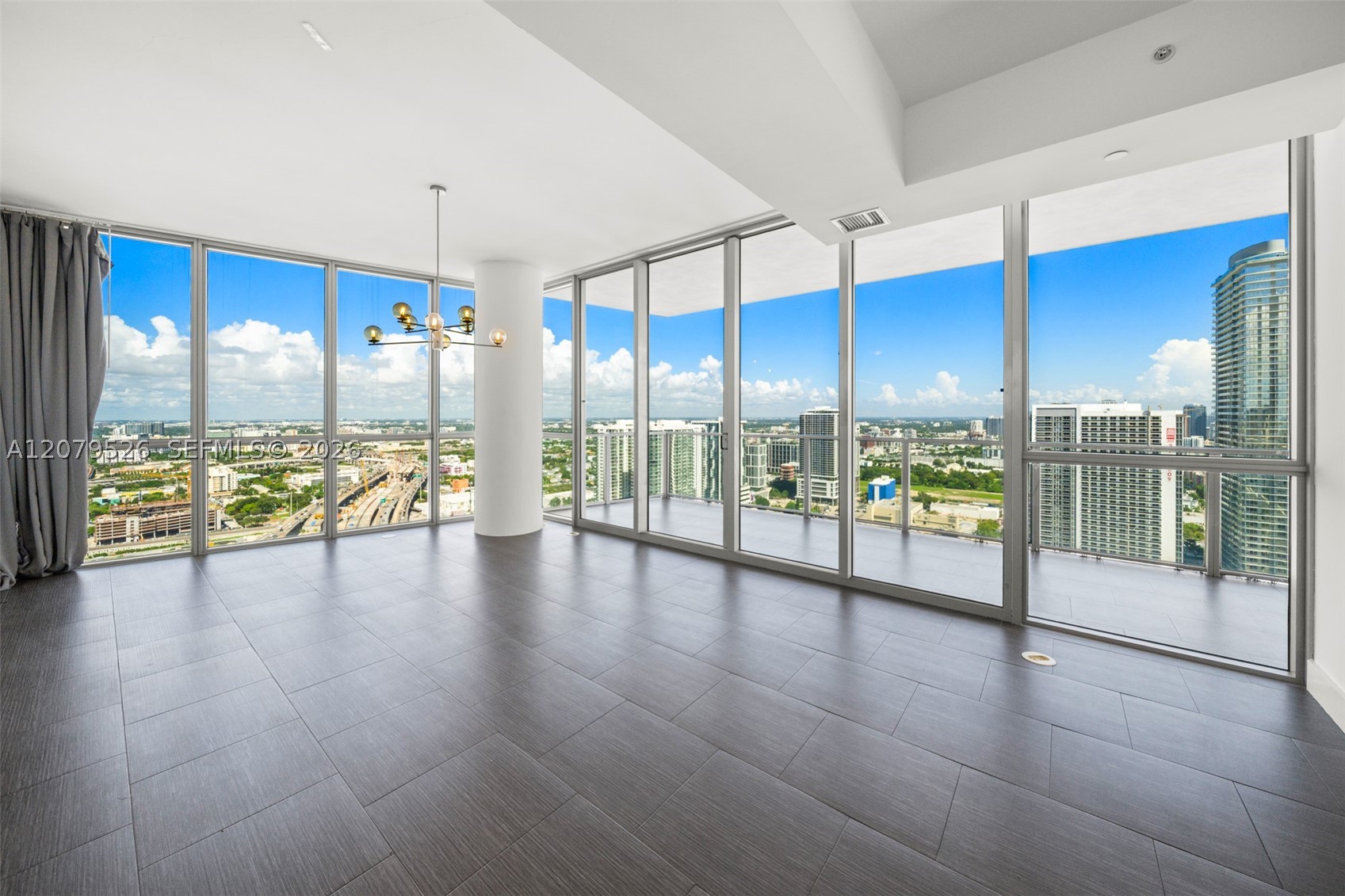 1100 Biscayne Blvd 3805 Property Photo 3