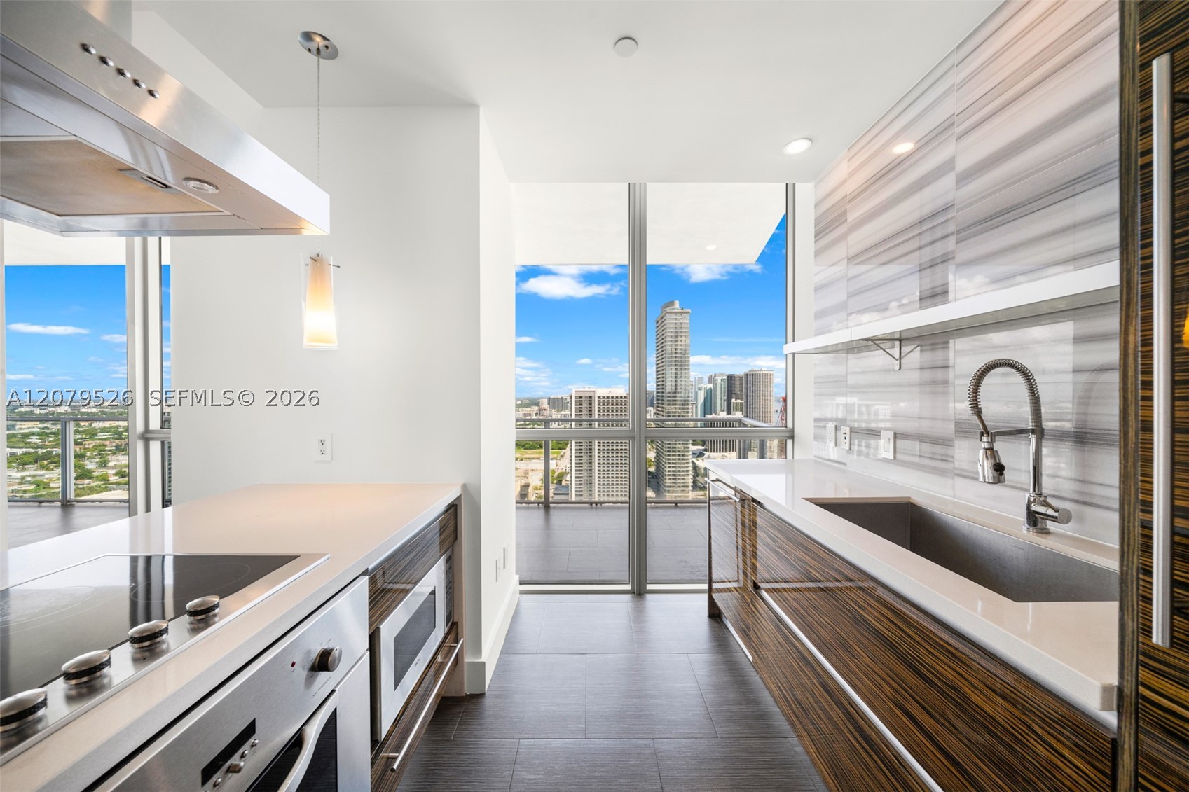 1100 Biscayne Blvd 3805 Property Photo 6