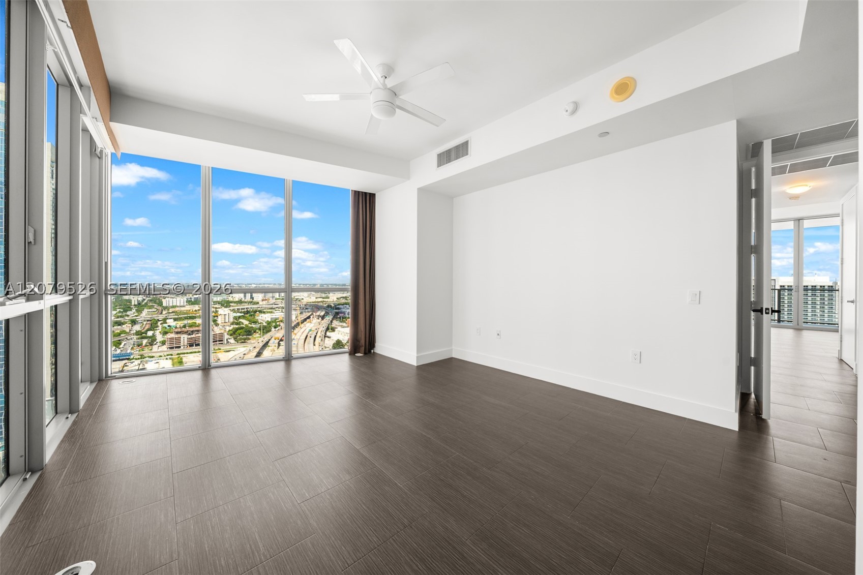 1100 Biscayne Blvd 3805 Property Photo 14