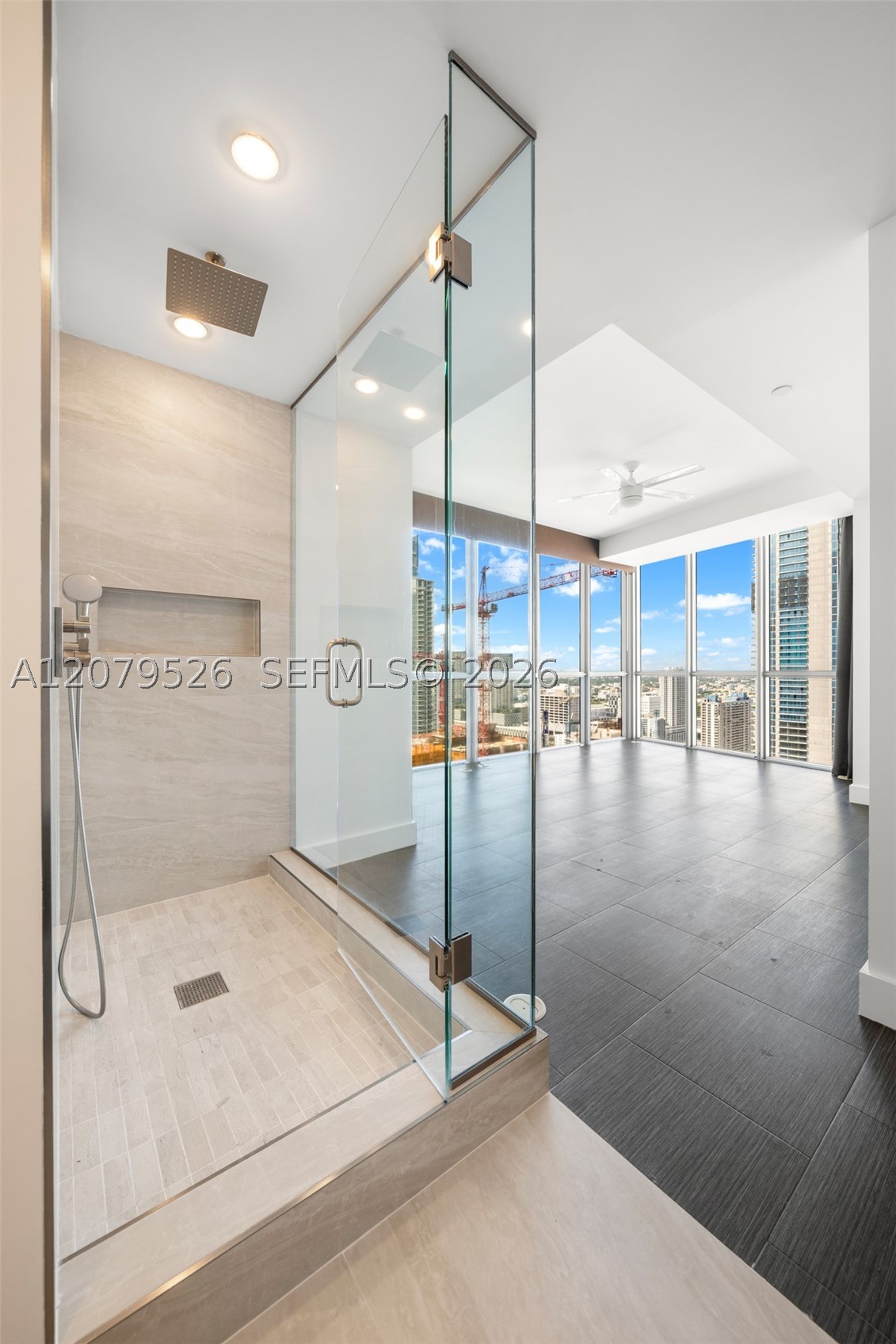 1100 Biscayne Blvd 3805 Property Photo 17