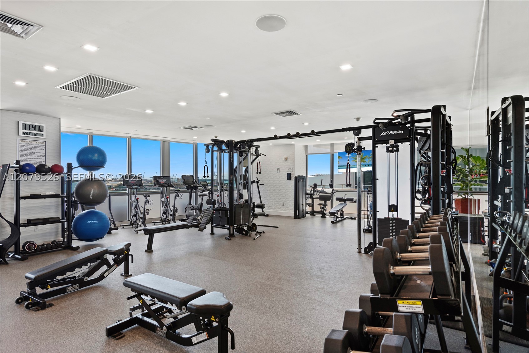 1100 Biscayne Blvd 3805 Property Photo 26