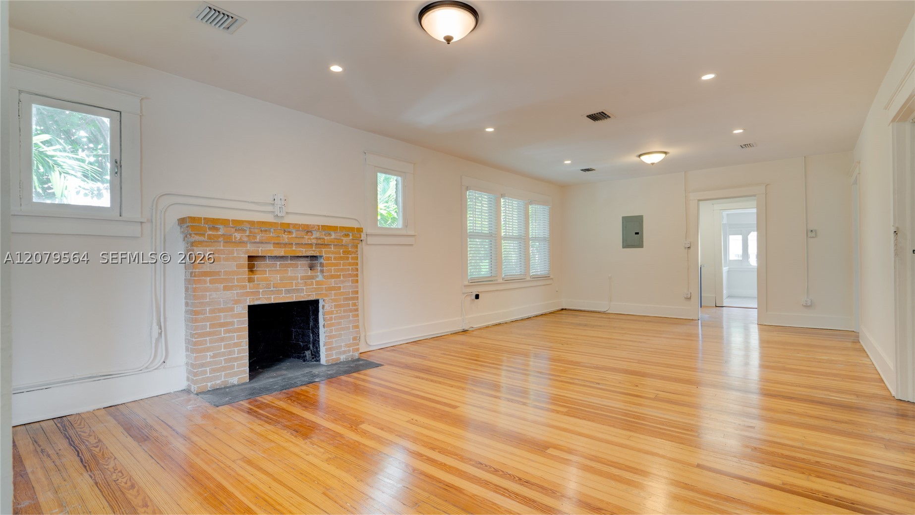 4600 Ne 1st Ave 2nd Floor Property Photo 12