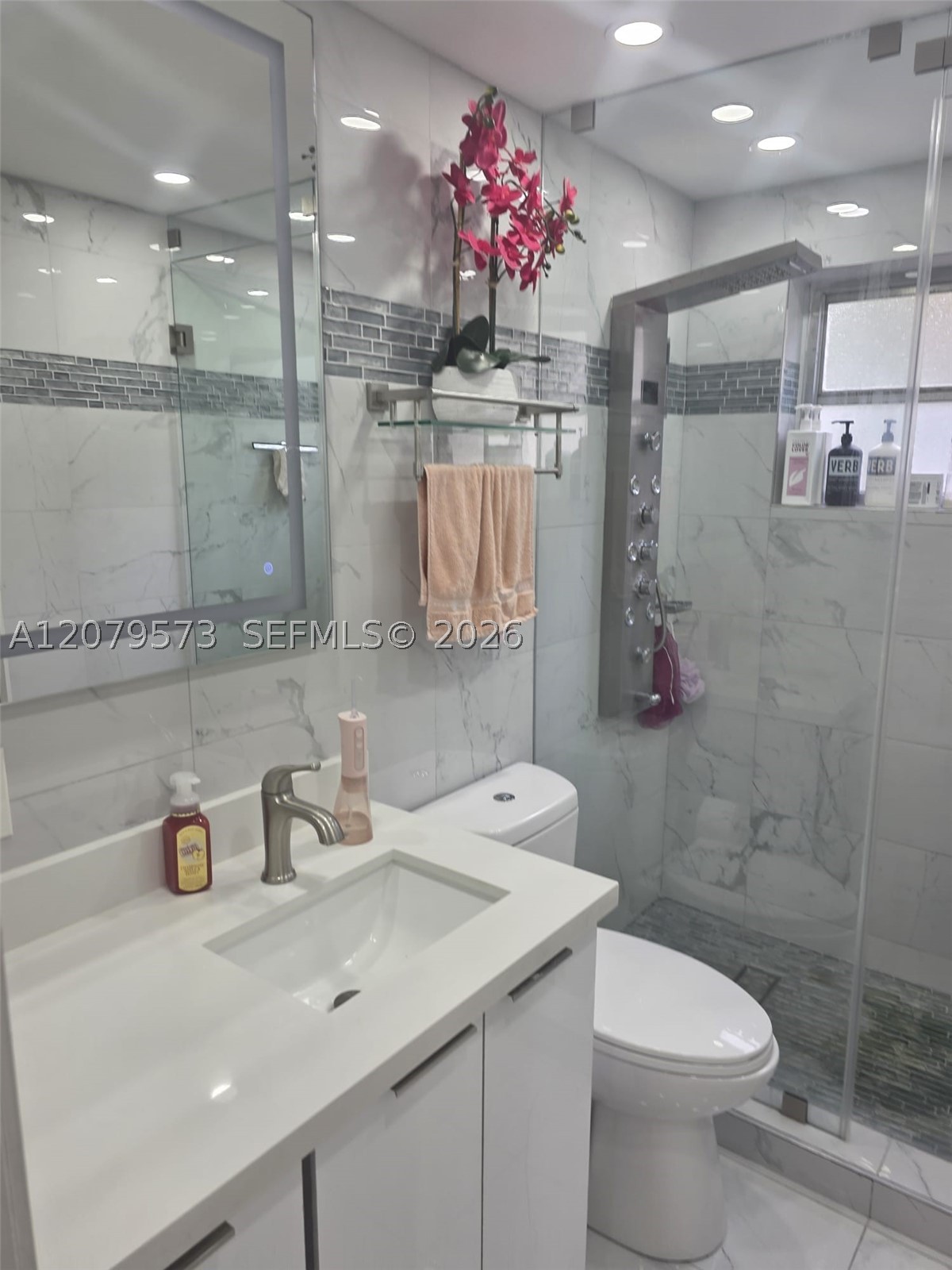 715 Nw 30th Ct 1 Property Photo 18