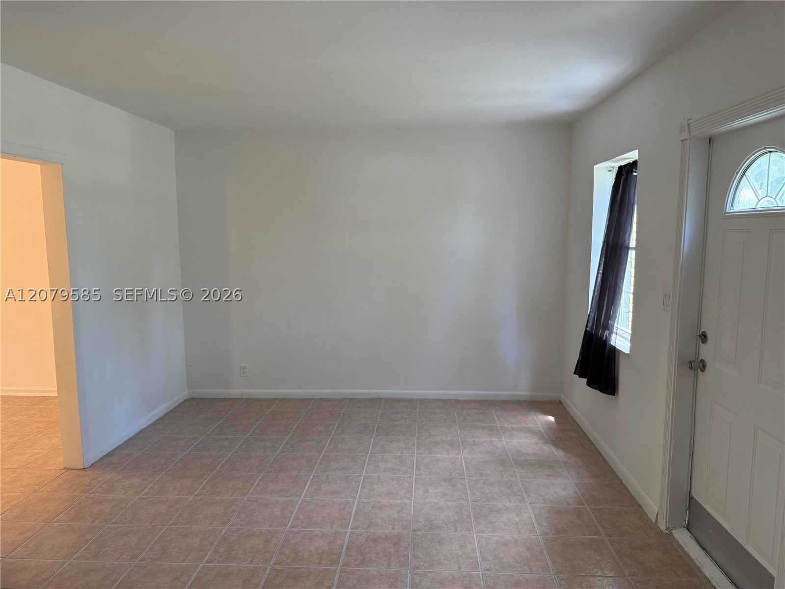 1367 Nw 66th Ave 1367 Property Photo 3