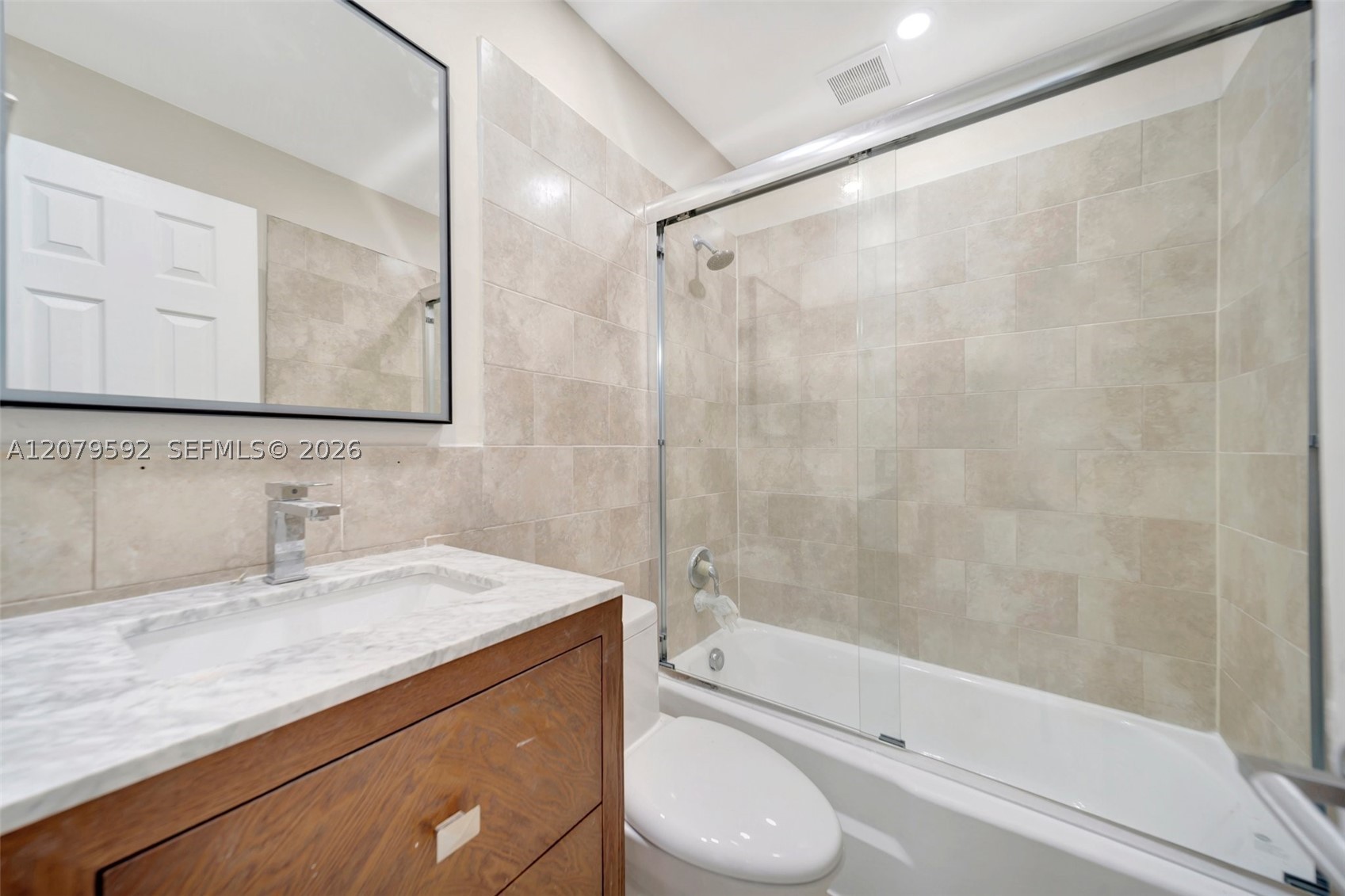 4051 Ne 13th Ave 57-3 Property Photo 10